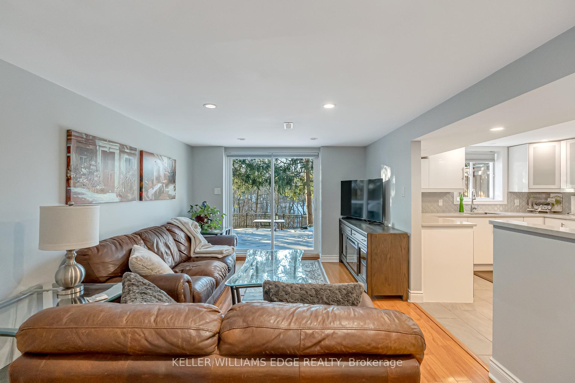 Photo 28 of 15 Laurendale Avenue, Hamilton, Waterdown — HOMEH