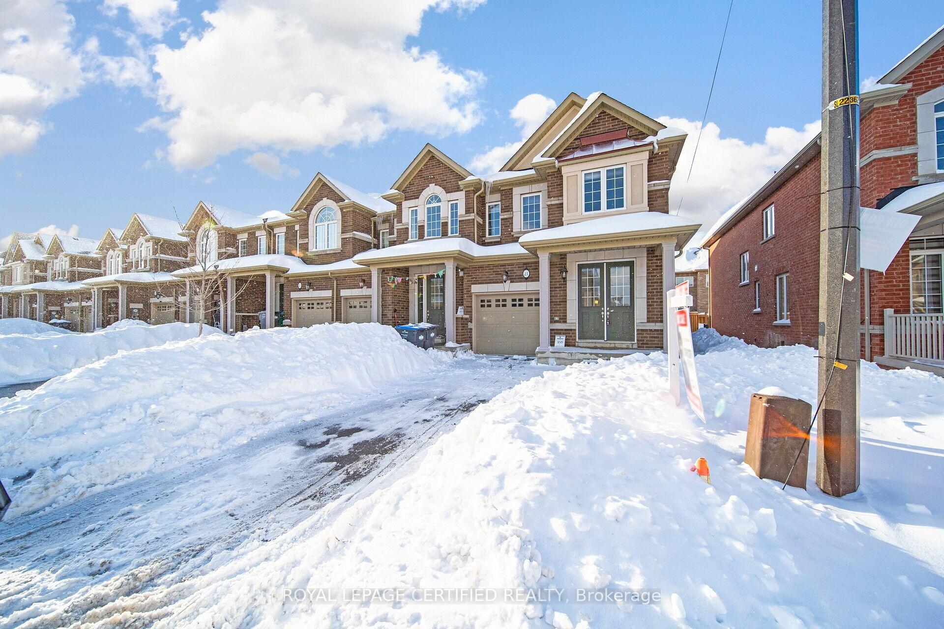 Photo 2 of 21 Benhurst Crescent, Brampton, Northwest Brampton — HOMEH