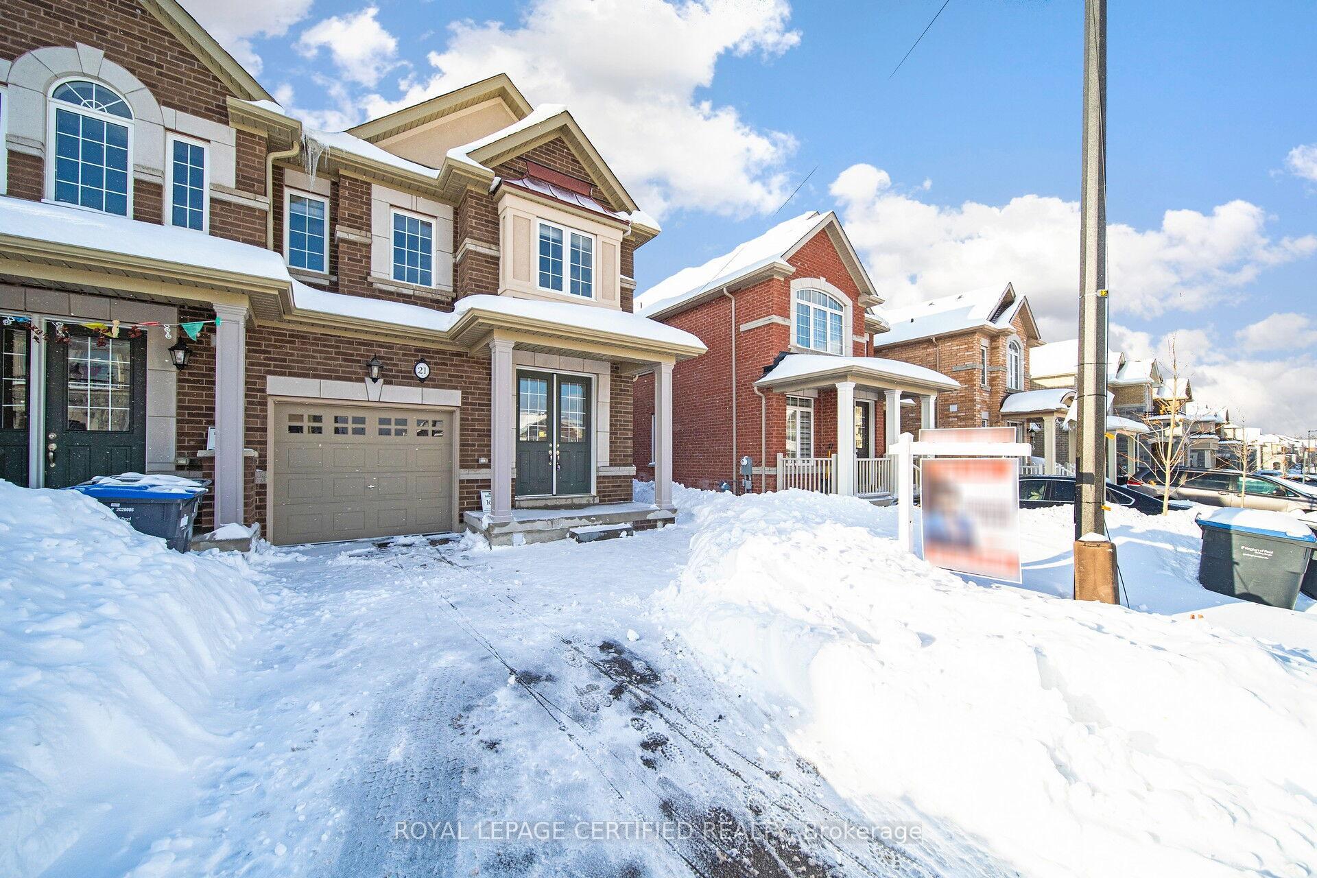 Photo 3 of 21 Benhurst Crescent, Brampton, Northwest Brampton — HOMEH