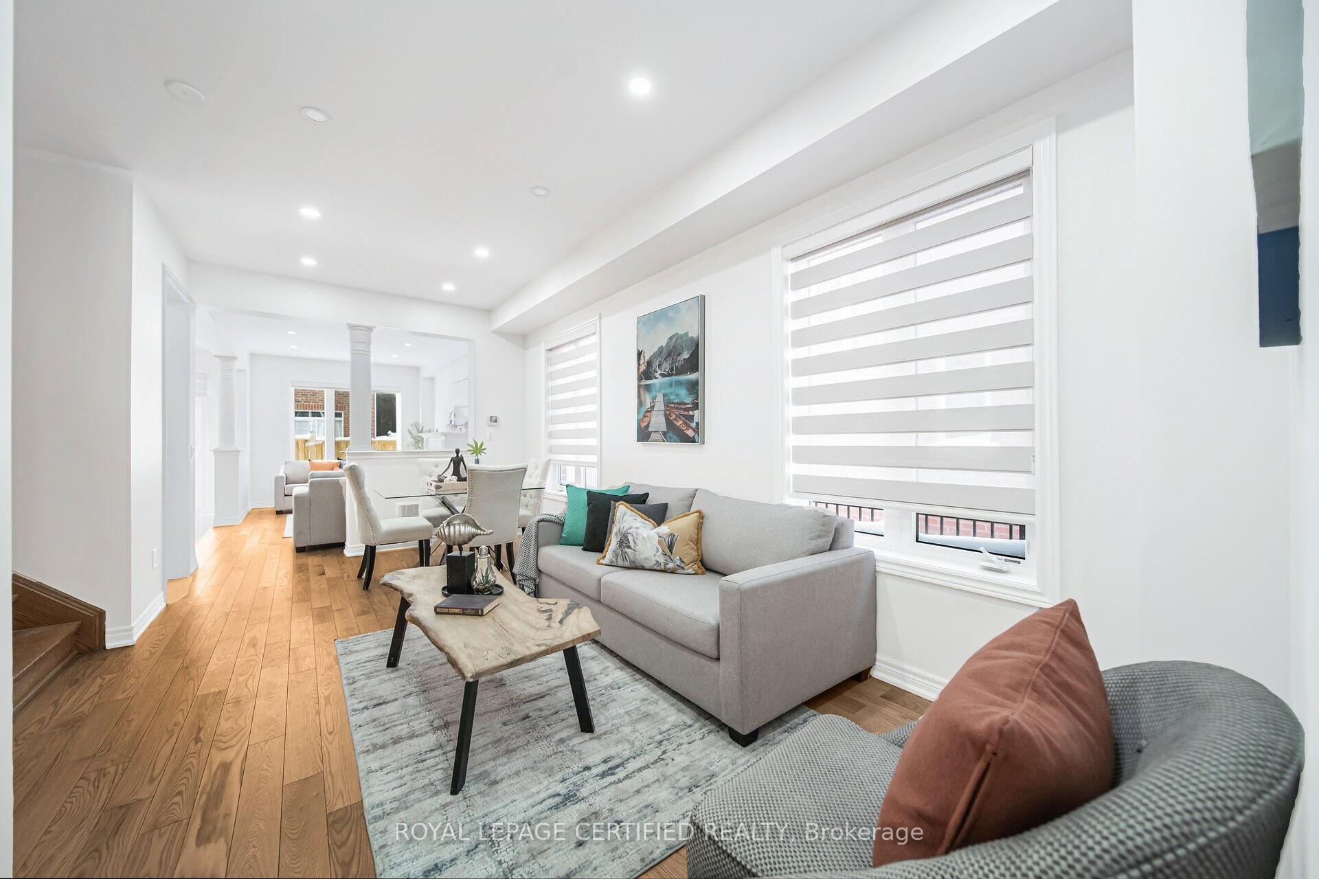 Photo 8 of 21 Benhurst Crescent, Brampton, Northwest Brampton — HOMEH