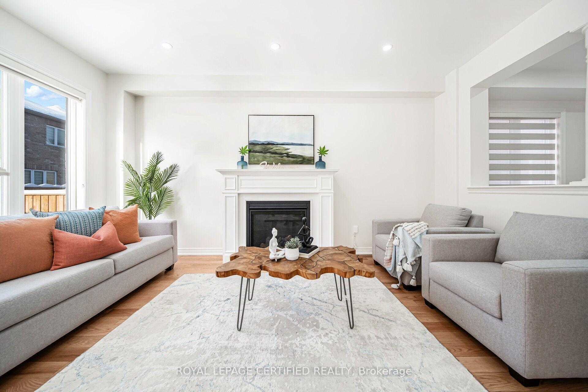 Photo 11 of 21 Benhurst Crescent, Brampton, Northwest Brampton — HOMEH