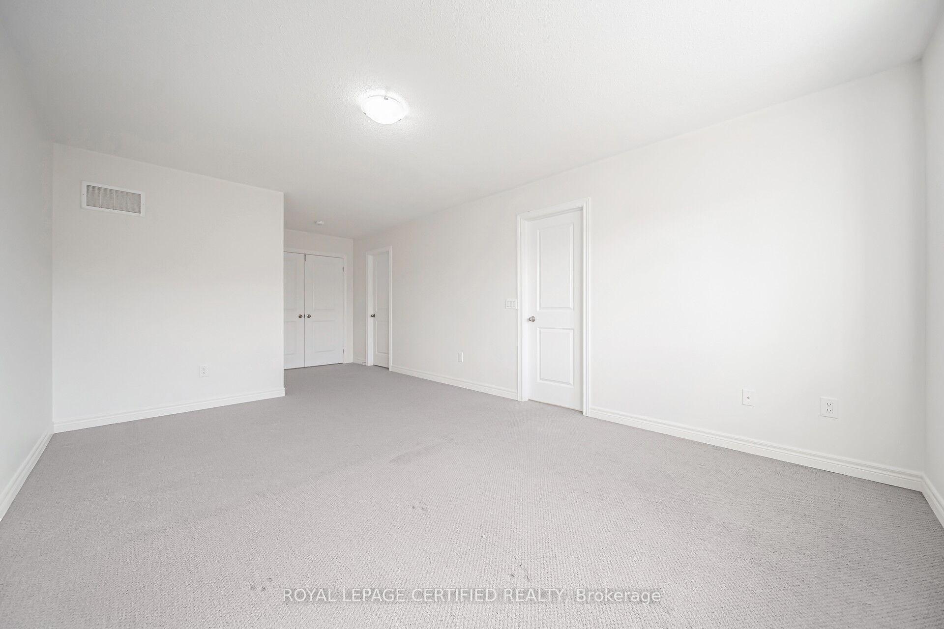 Photo 22 of 21 Benhurst Crescent, Brampton, Northwest Brampton — HOMEH