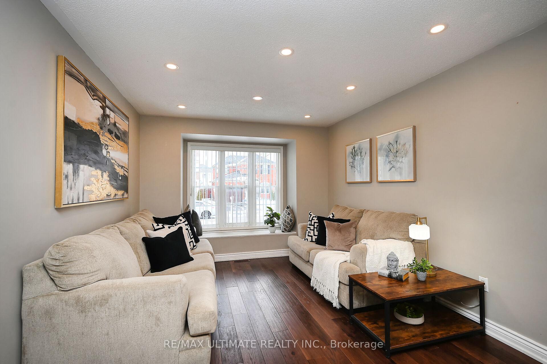 Photo 8 of 9 Patience Drive, Brampton, Fletcher's Meadow — HOMEH