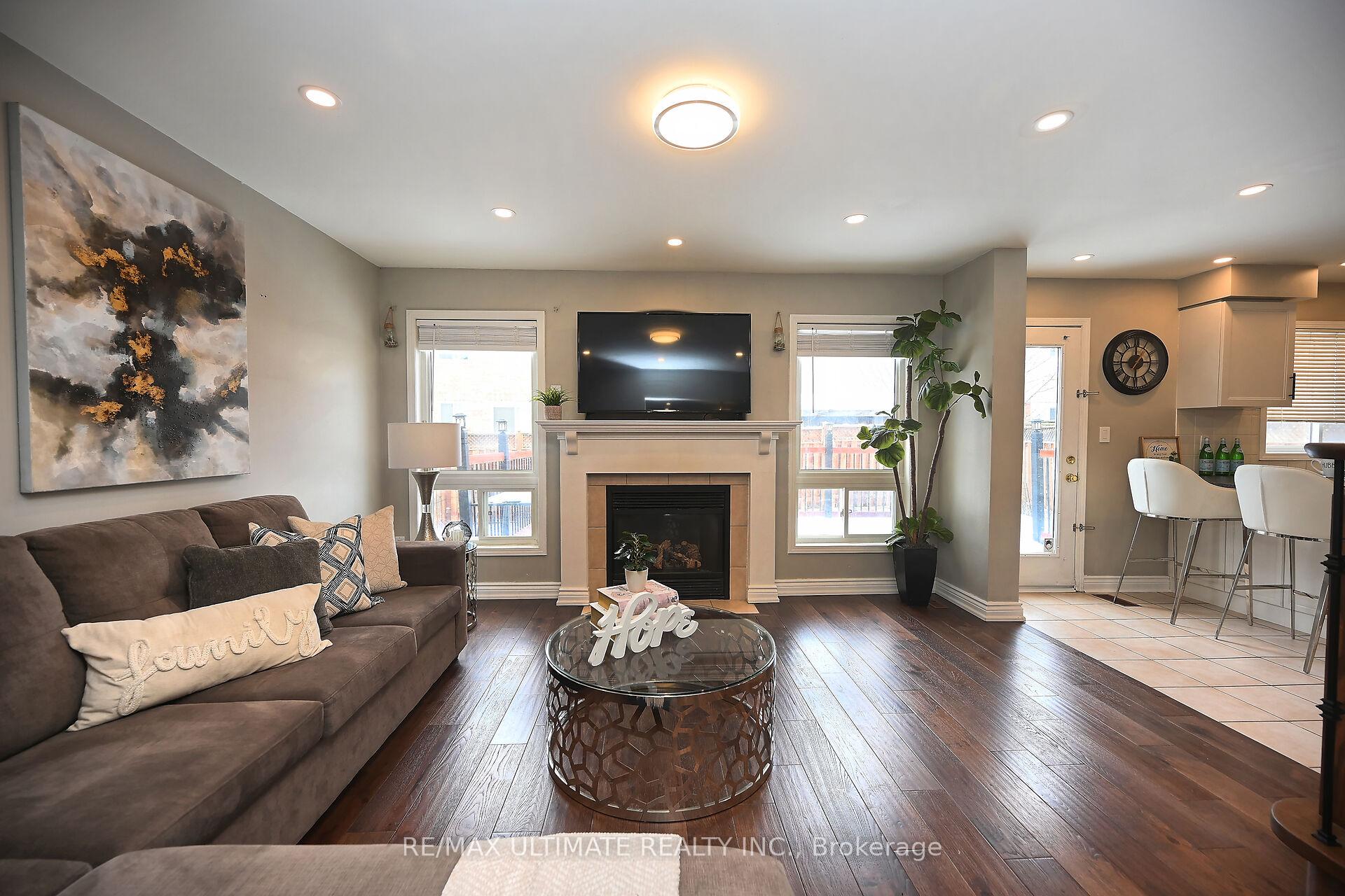 Photo 11 of 9 Patience Drive, Brampton, Fletcher's Meadow — HOMEH