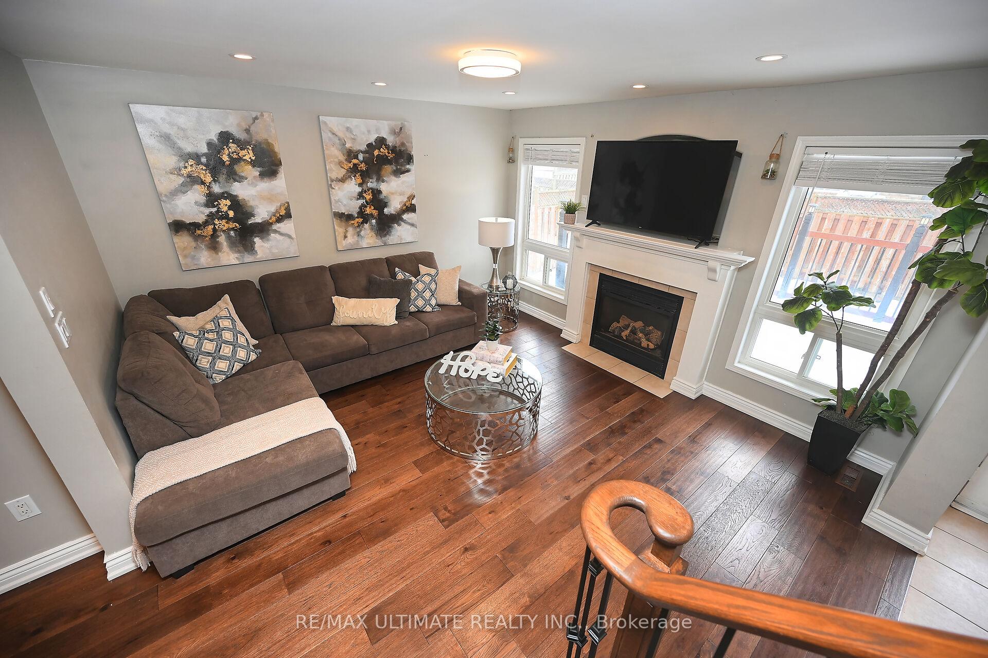 Photo 14 of 9 Patience Drive, Brampton, Fletcher's Meadow — HOMEH