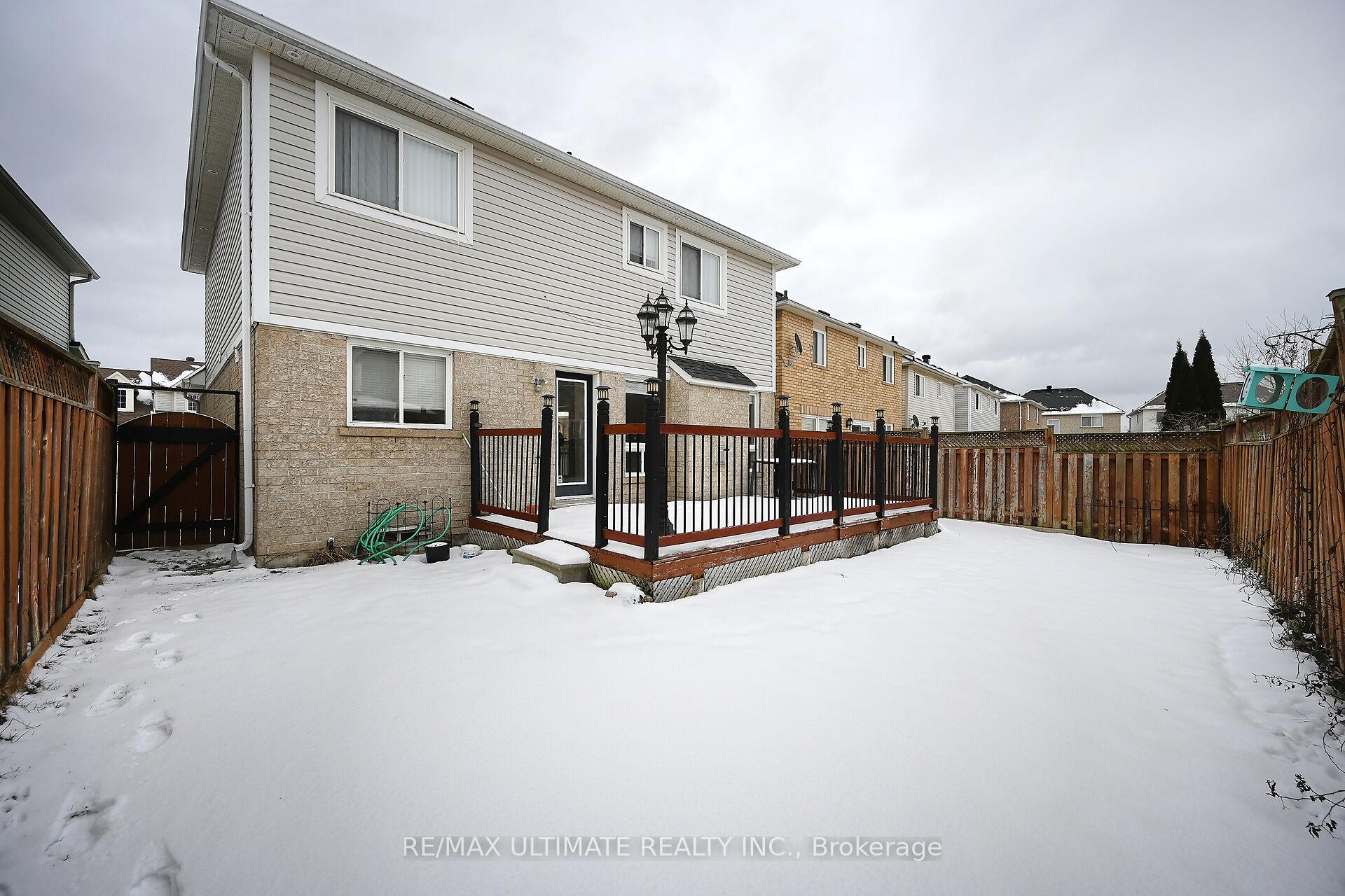 Photo 38 of 9 Patience Drive, Brampton, Fletcher's Meadow — HOMEH