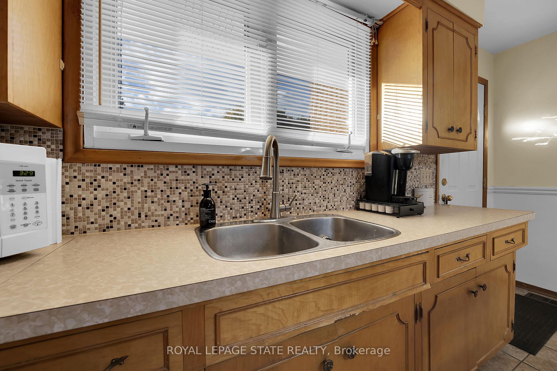 Photo 10 of 31 Owen Place, Hamilton, Greenford — HOMEH