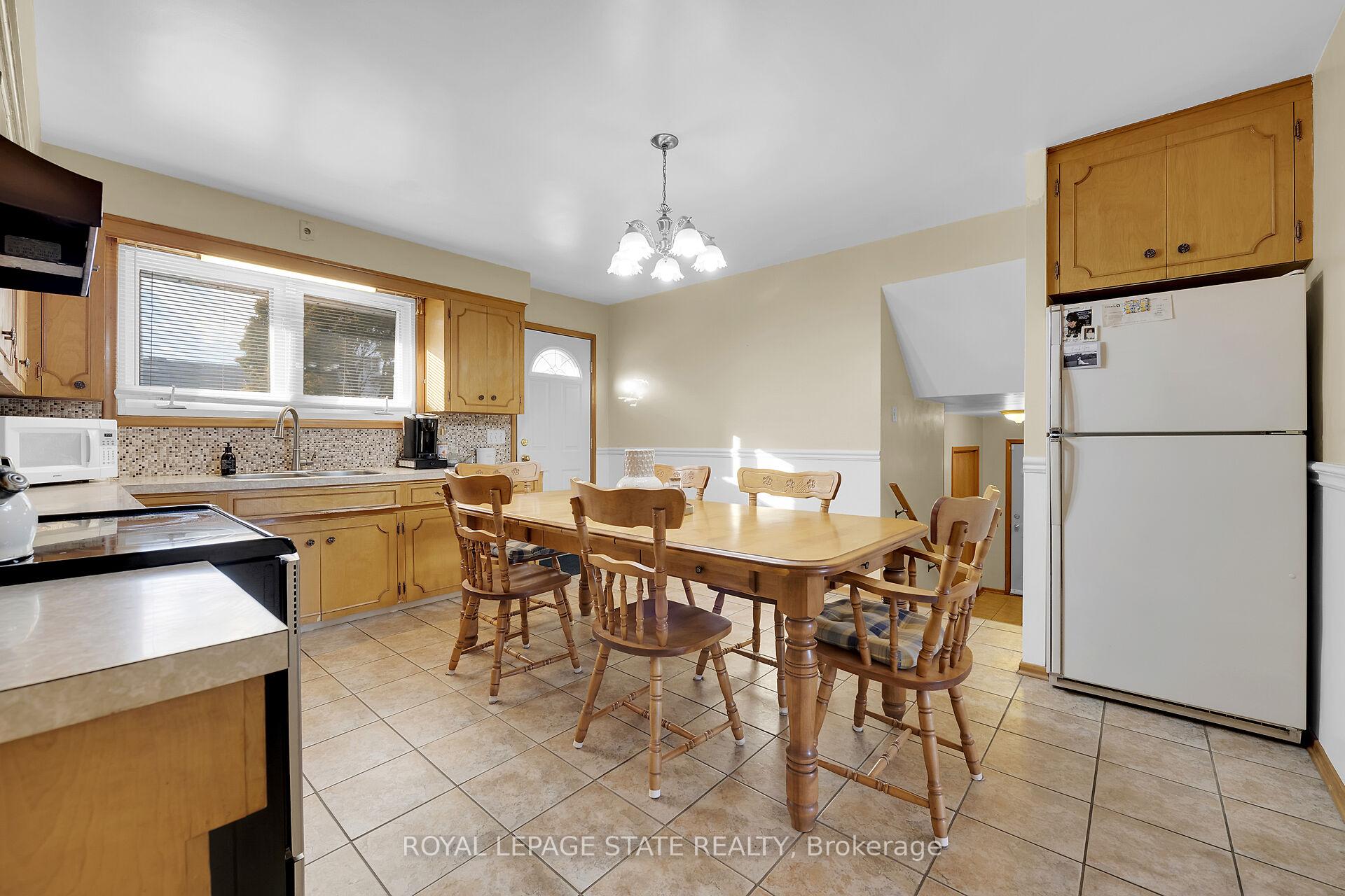 Photo 11 of 31 Owen Place, Hamilton, Greenford — HOMEH