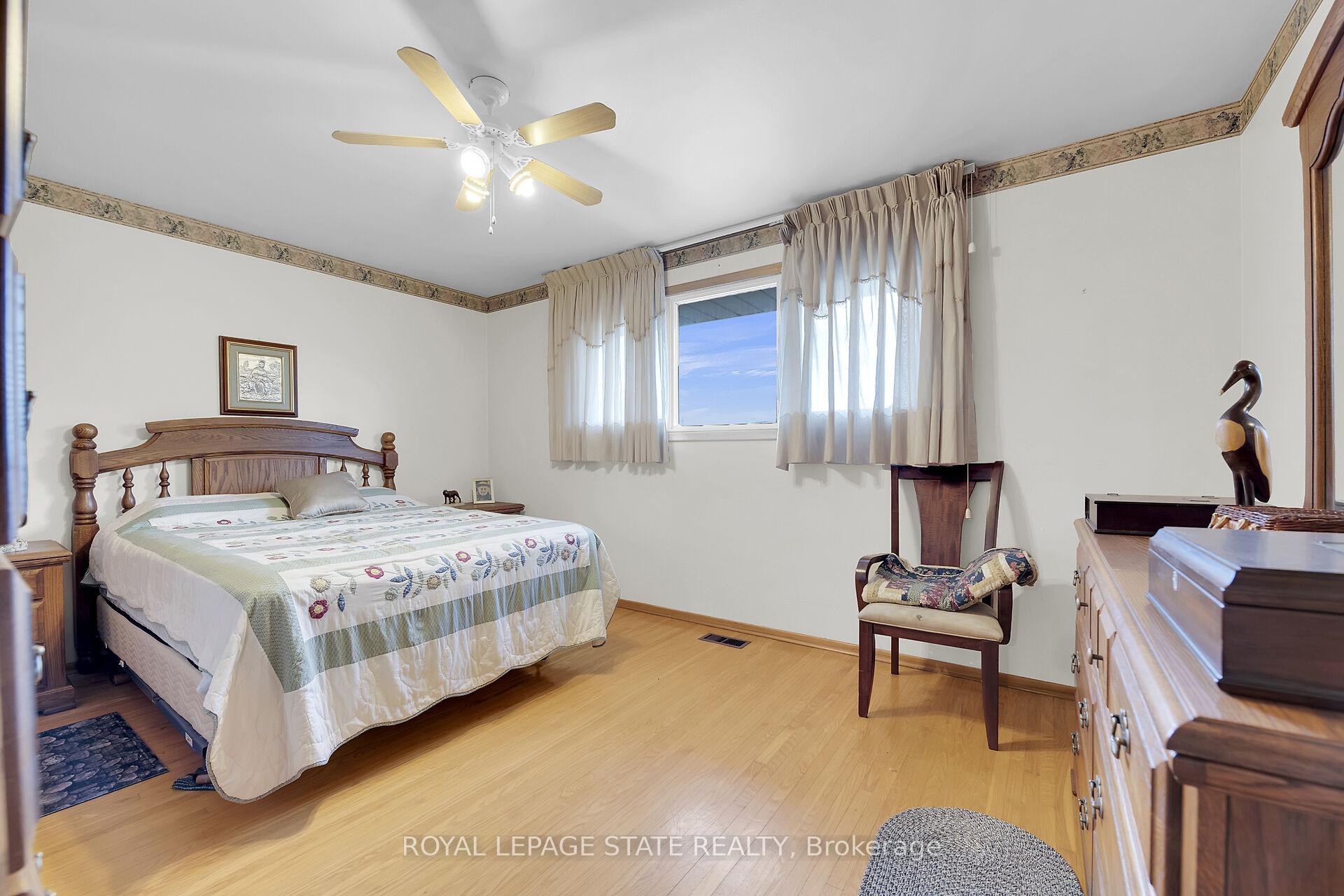 Photo 20 of 31 Owen Place, Hamilton, Greenford — HOMEH