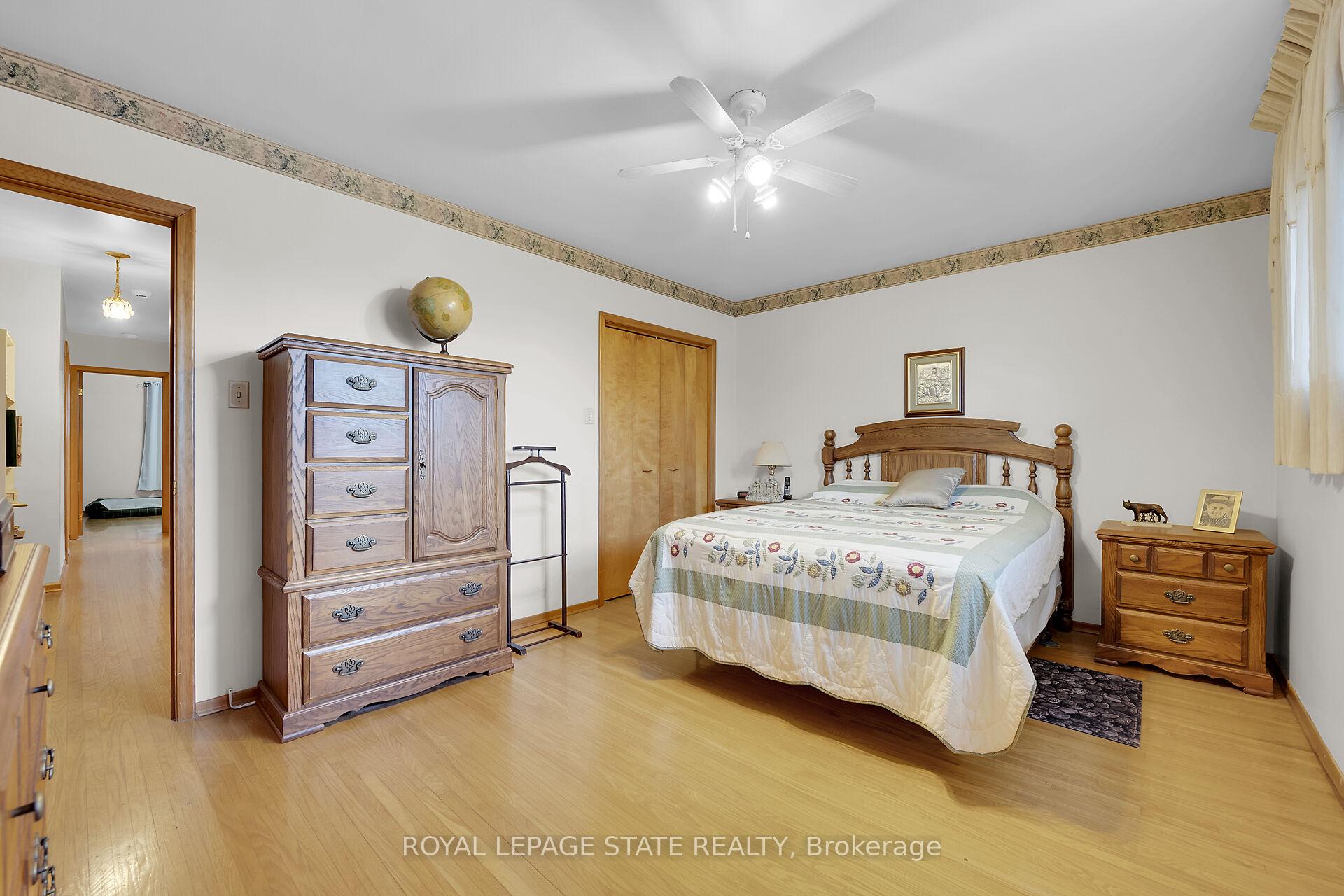 Photo 21 of 31 Owen Place, Hamilton, Greenford — HOMEH