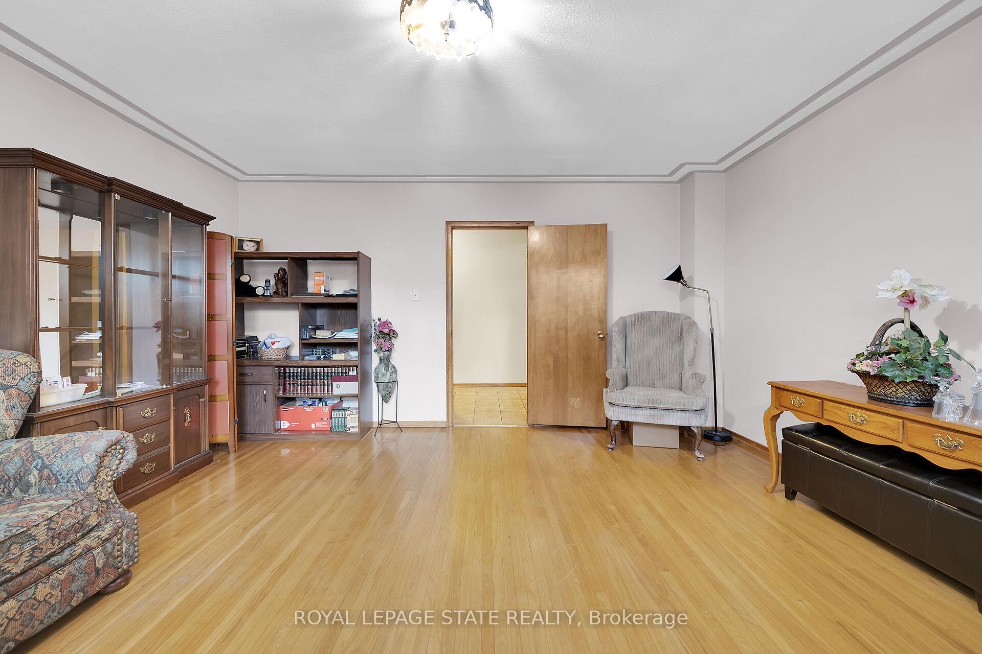 Photo 29 of 31 Owen Place, Hamilton, Greenford — HOMEH