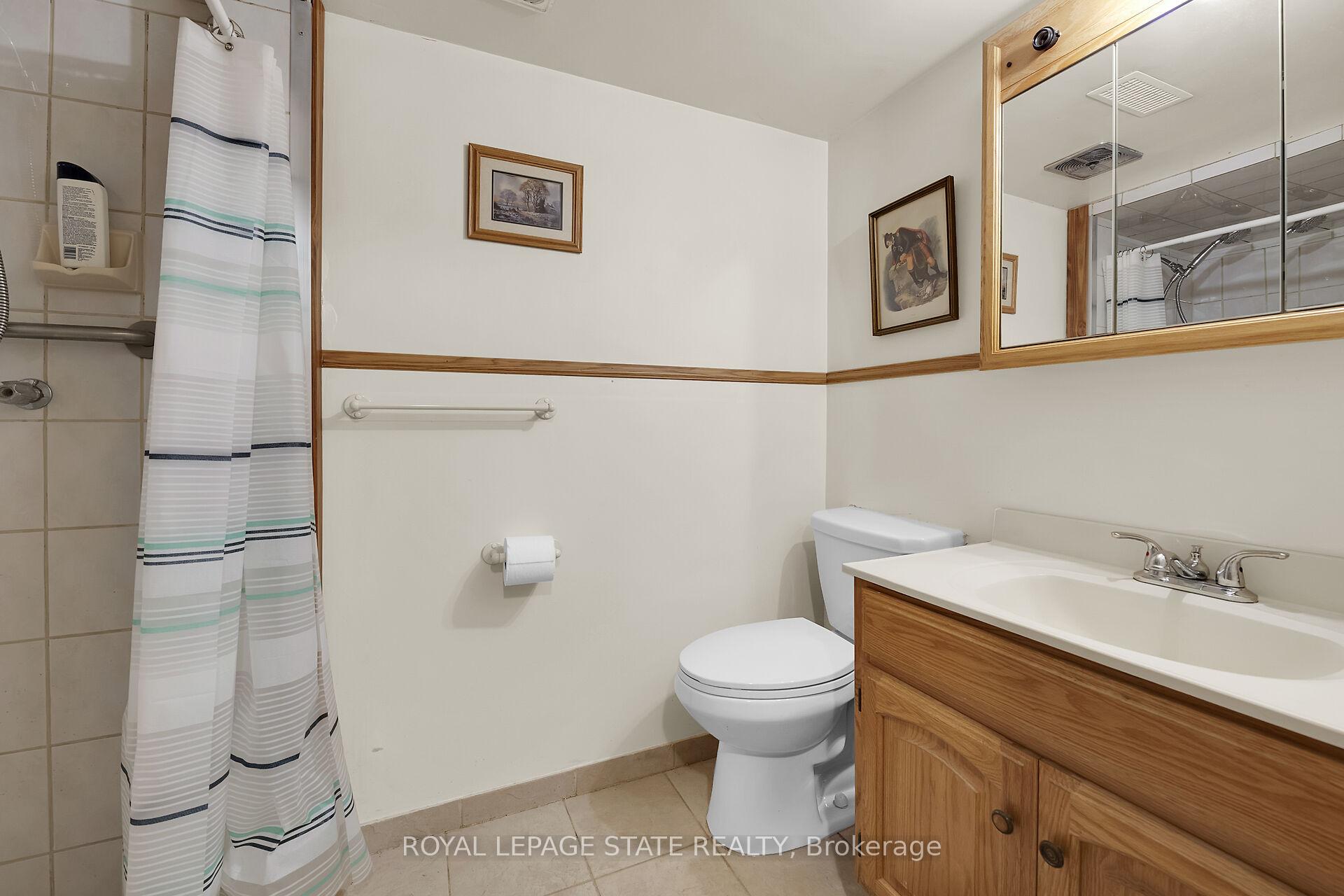 Photo 33 of 31 Owen Place, Hamilton, Greenford — HOMEH