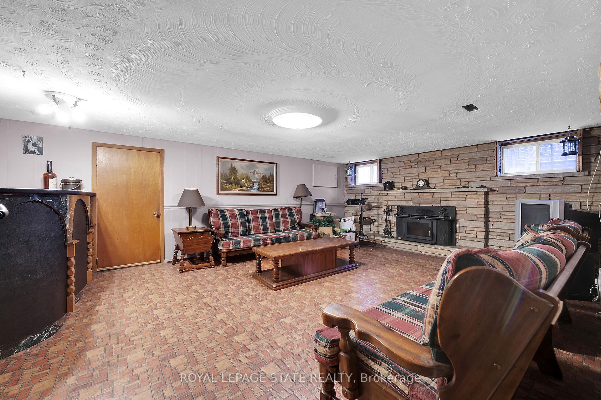 Photo 37 of 31 Owen Place, Hamilton, Greenford — HOMEH