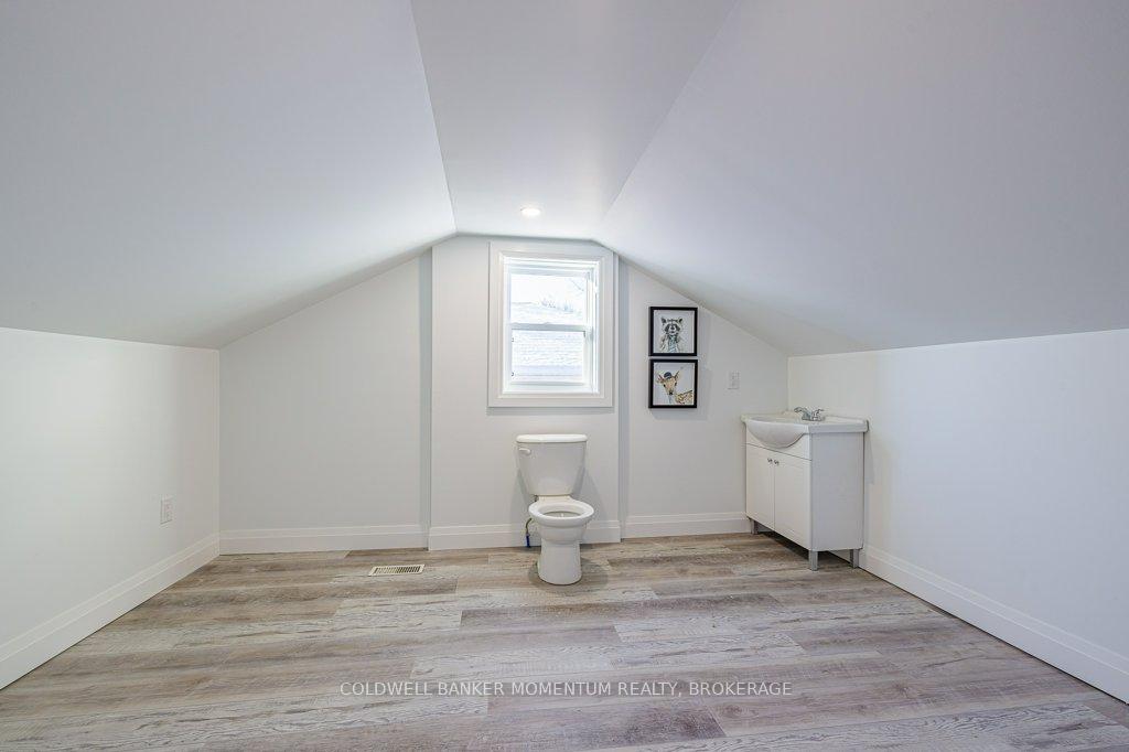 Photo 23 of 67 Powerview Avenue, St. Catharines, Western Hill — HOMEH