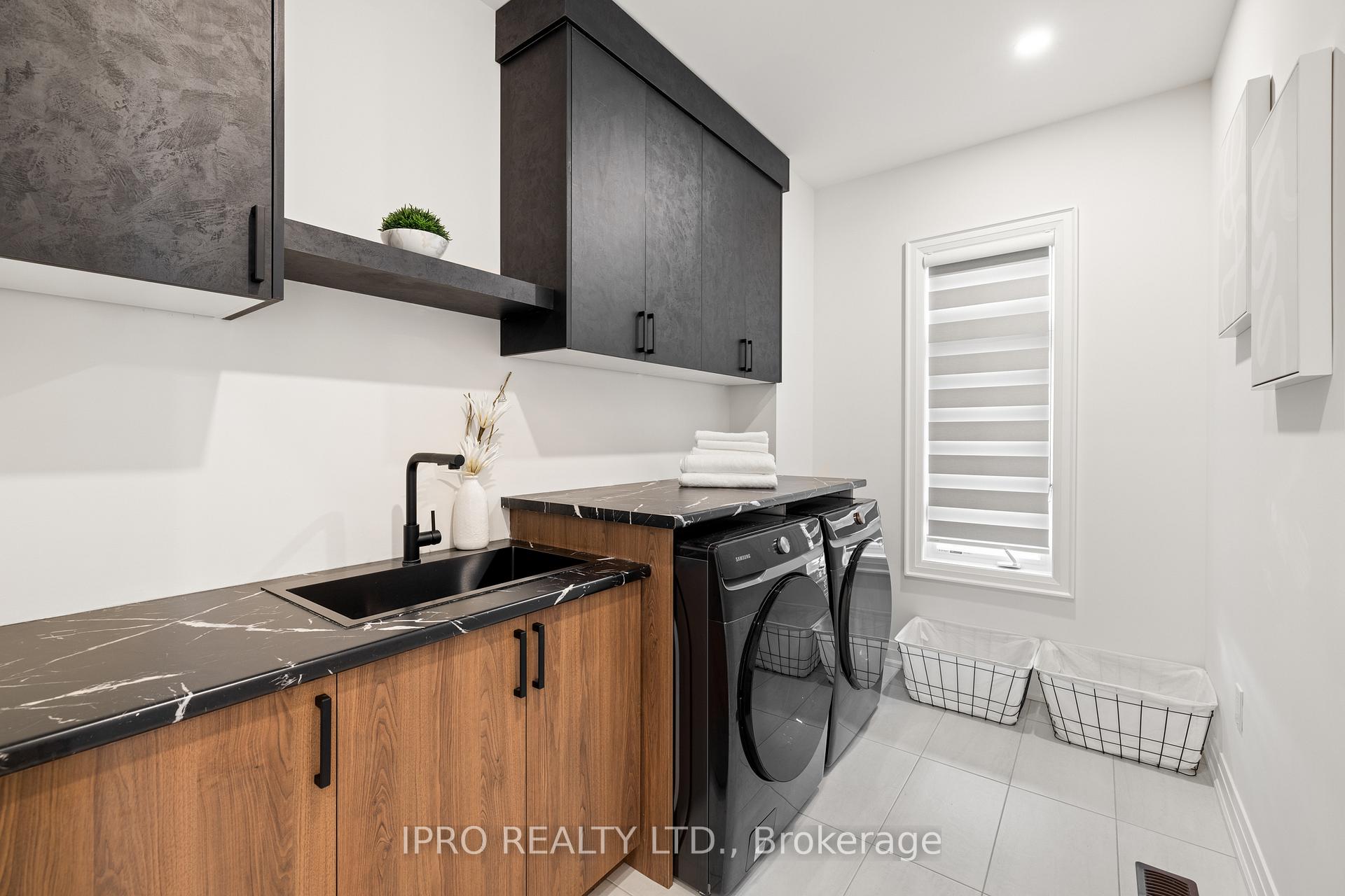 Photo 25 of 5 Cattail Crescent, Hamilton, Waterdown — HOMEH