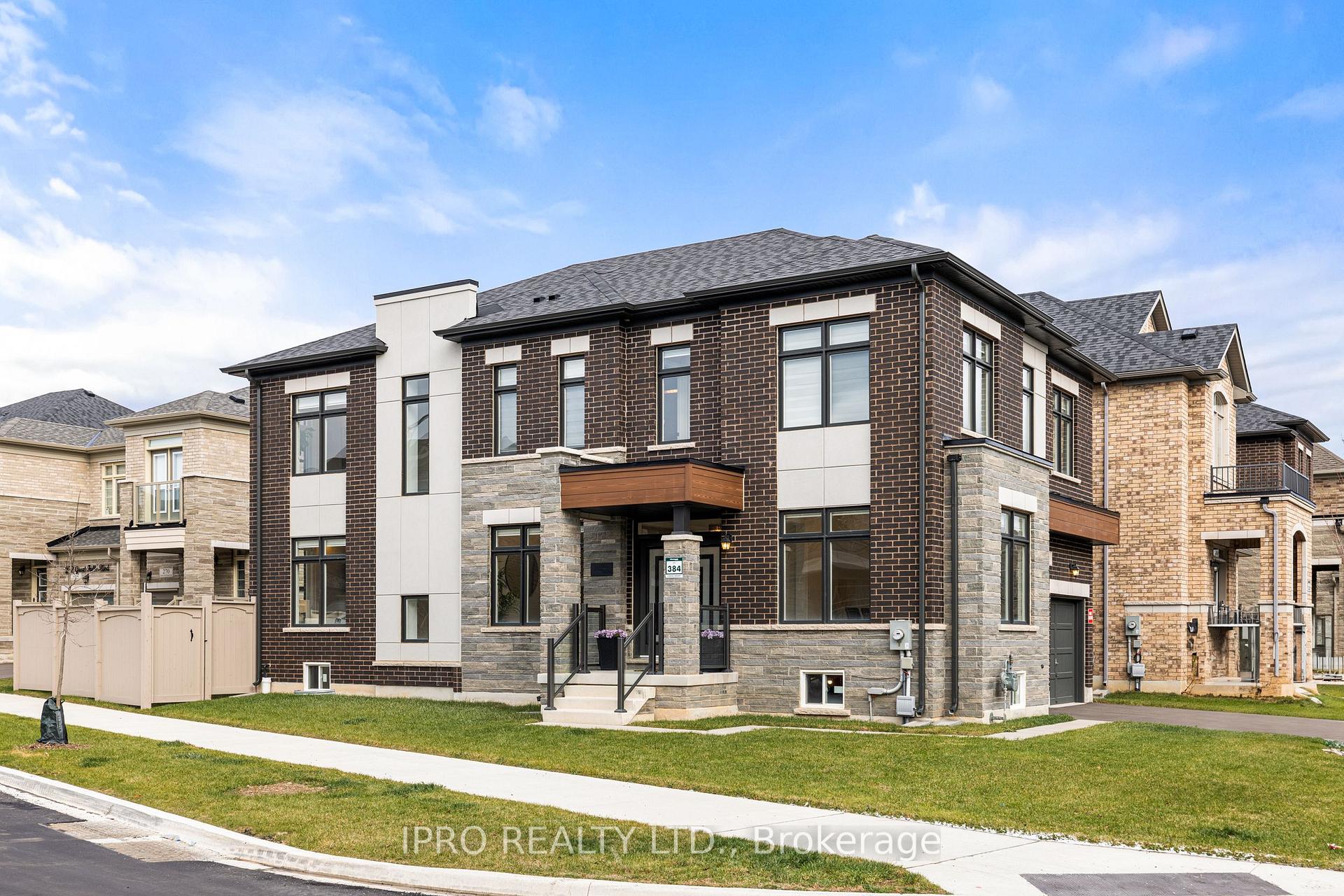 Photo 37 of 5 Cattail Crescent, Hamilton, Waterdown — HOMEH