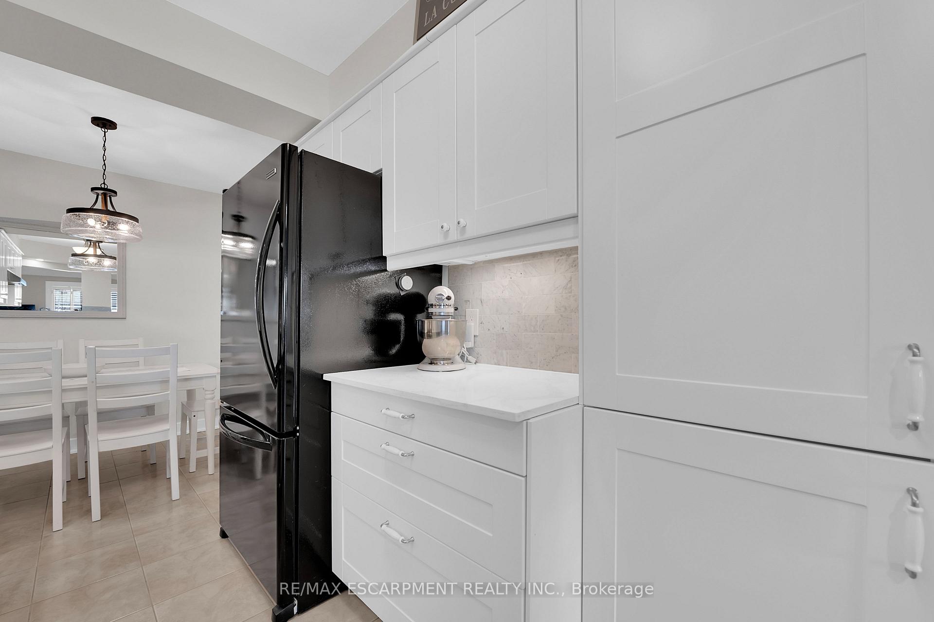 Photo 11 of Unit 13, 174 Highbury Drive, Hamilton, Stoney Creek Mountain — HOMEH