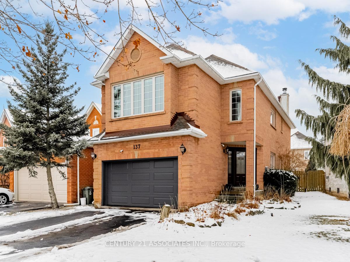 Photo 1 of 137 Cove Crescent, Hamilton, Stoney Creek — HOMEH