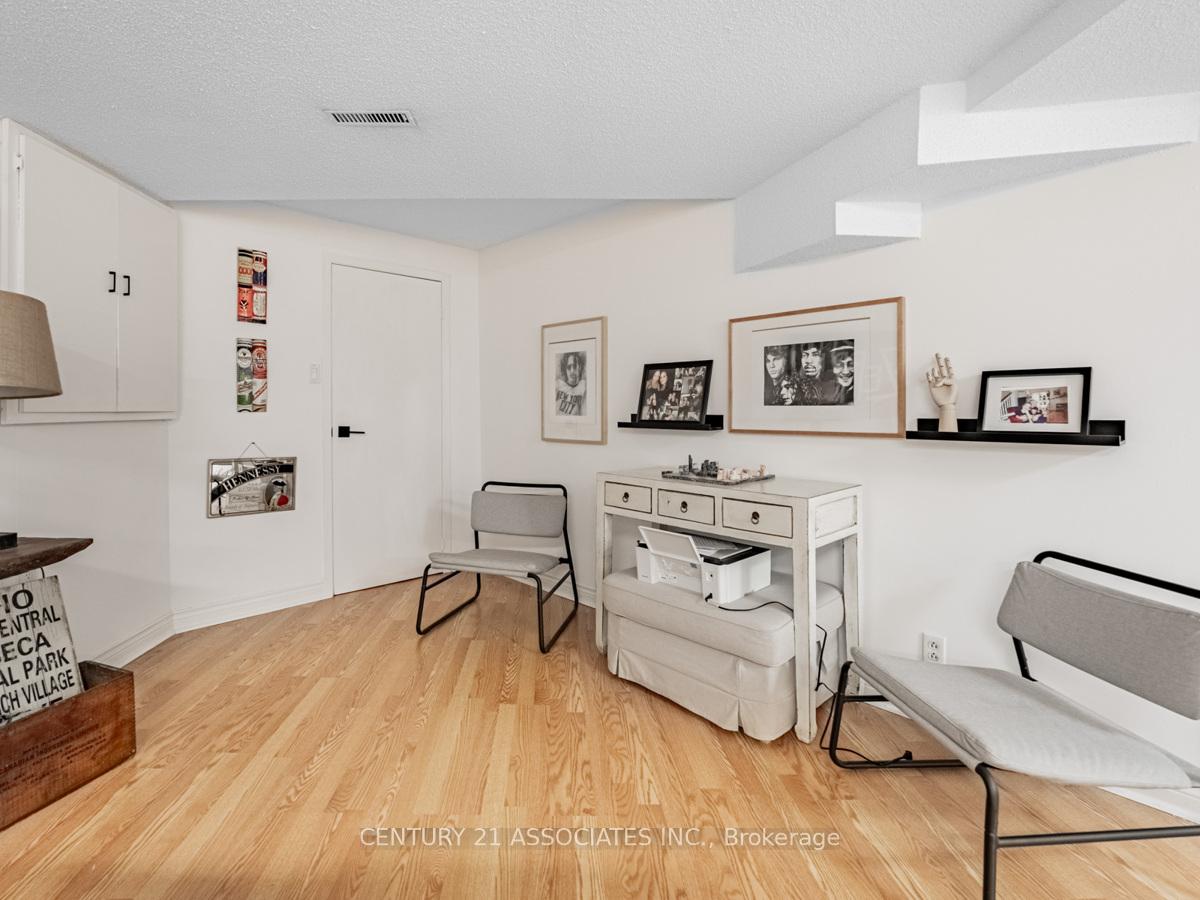 Photo 29 of 137 Cove Crescent, Hamilton, Stoney Creek — HOMEH