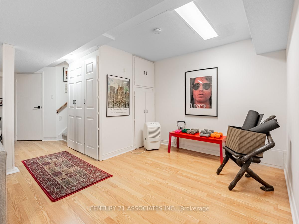 Photo 30 of 137 Cove Crescent, Hamilton, Stoney Creek — HOMEH
