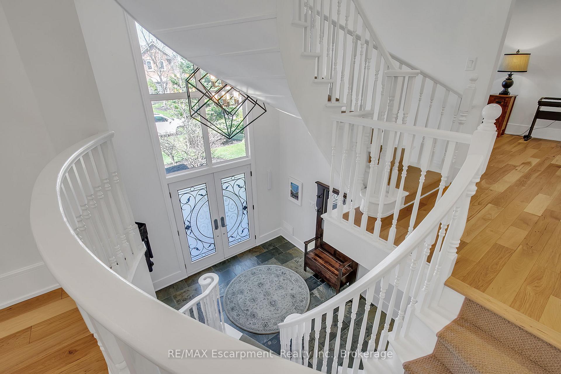 Photo 5 of 171 Bluebell Crescent, Hamilton, Ancaster — HOMEH