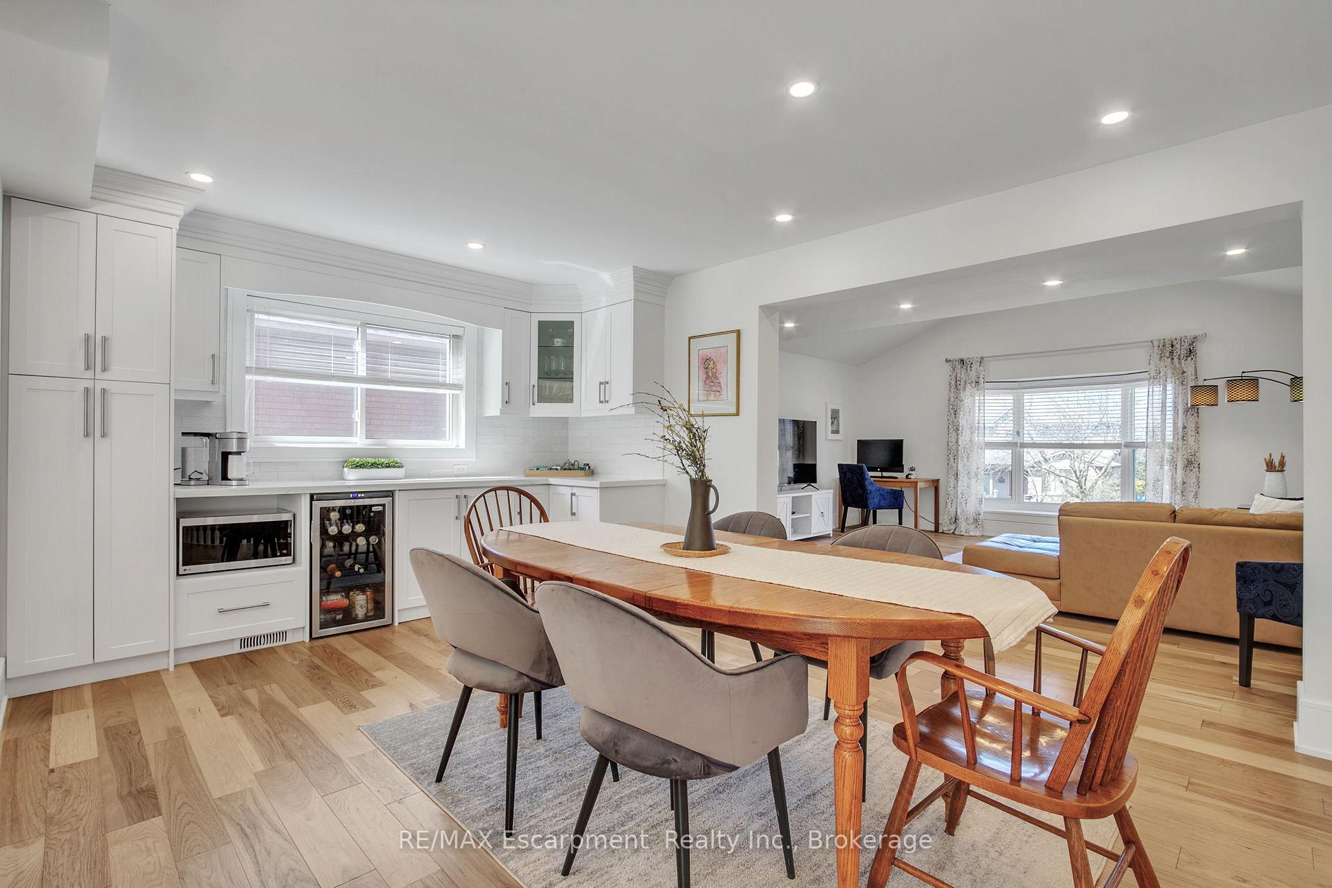 Photo 13 of 171 Bluebell Crescent, Hamilton, Ancaster — HOMEH