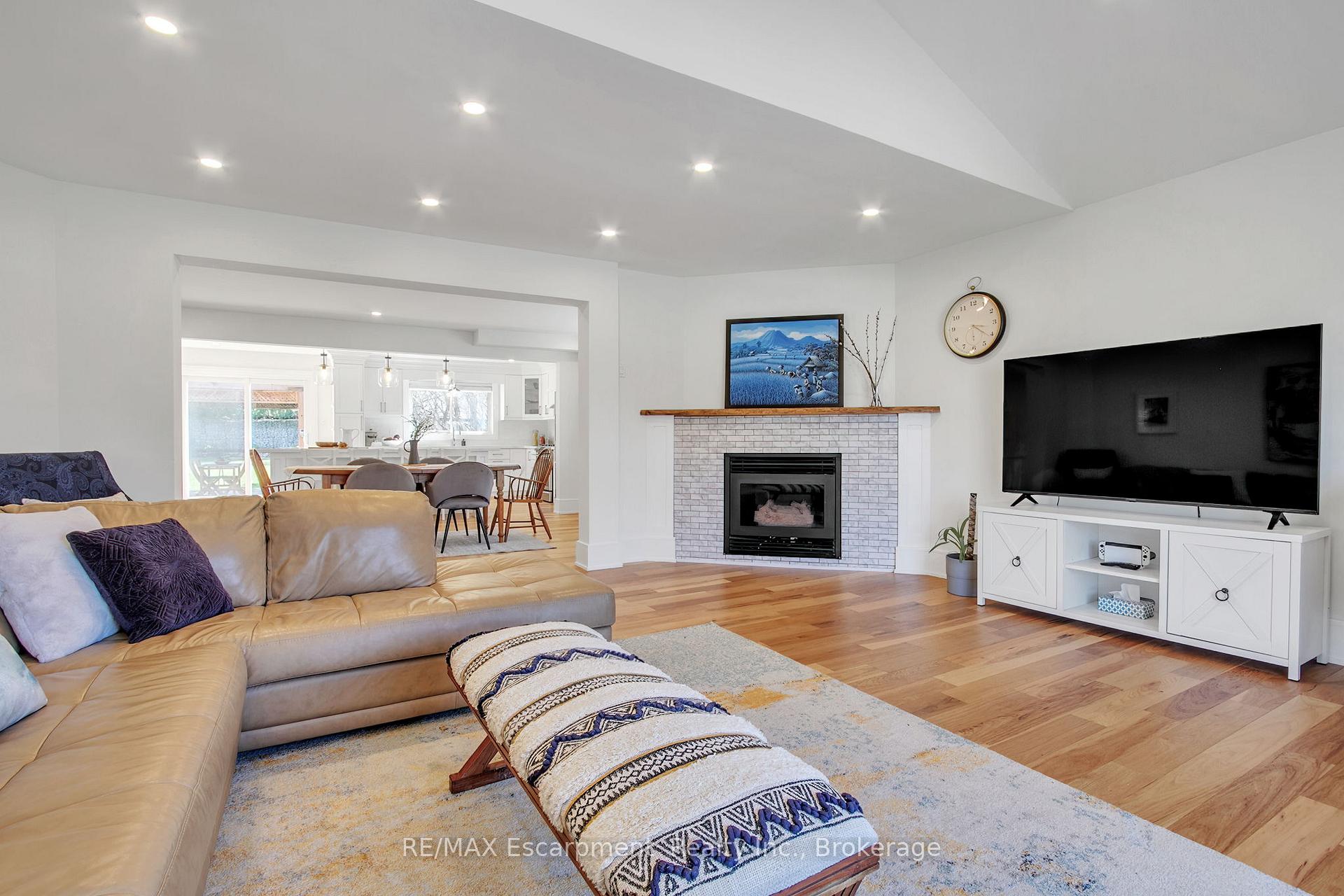 Photo 16 of 171 Bluebell Crescent, Hamilton, Ancaster — HOMEH