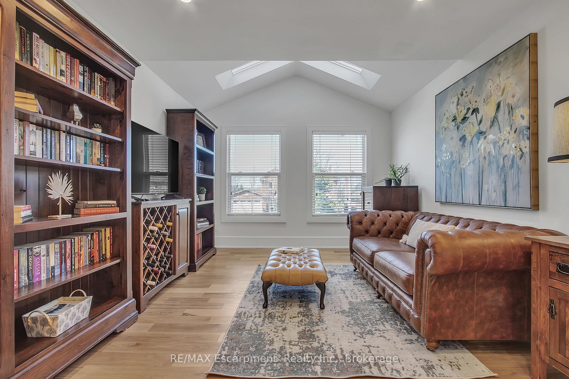 Photo 18 of 171 Bluebell Crescent, Hamilton, Ancaster — HOMEH