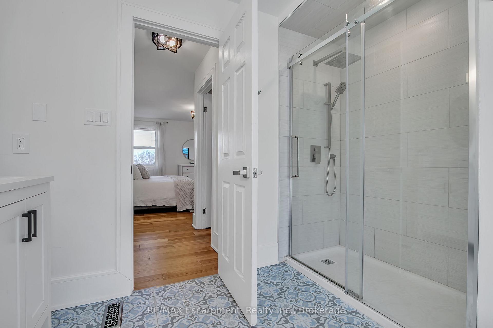 Photo 50 of 171 Bluebell Crescent, Hamilton, Ancaster — HOMEH