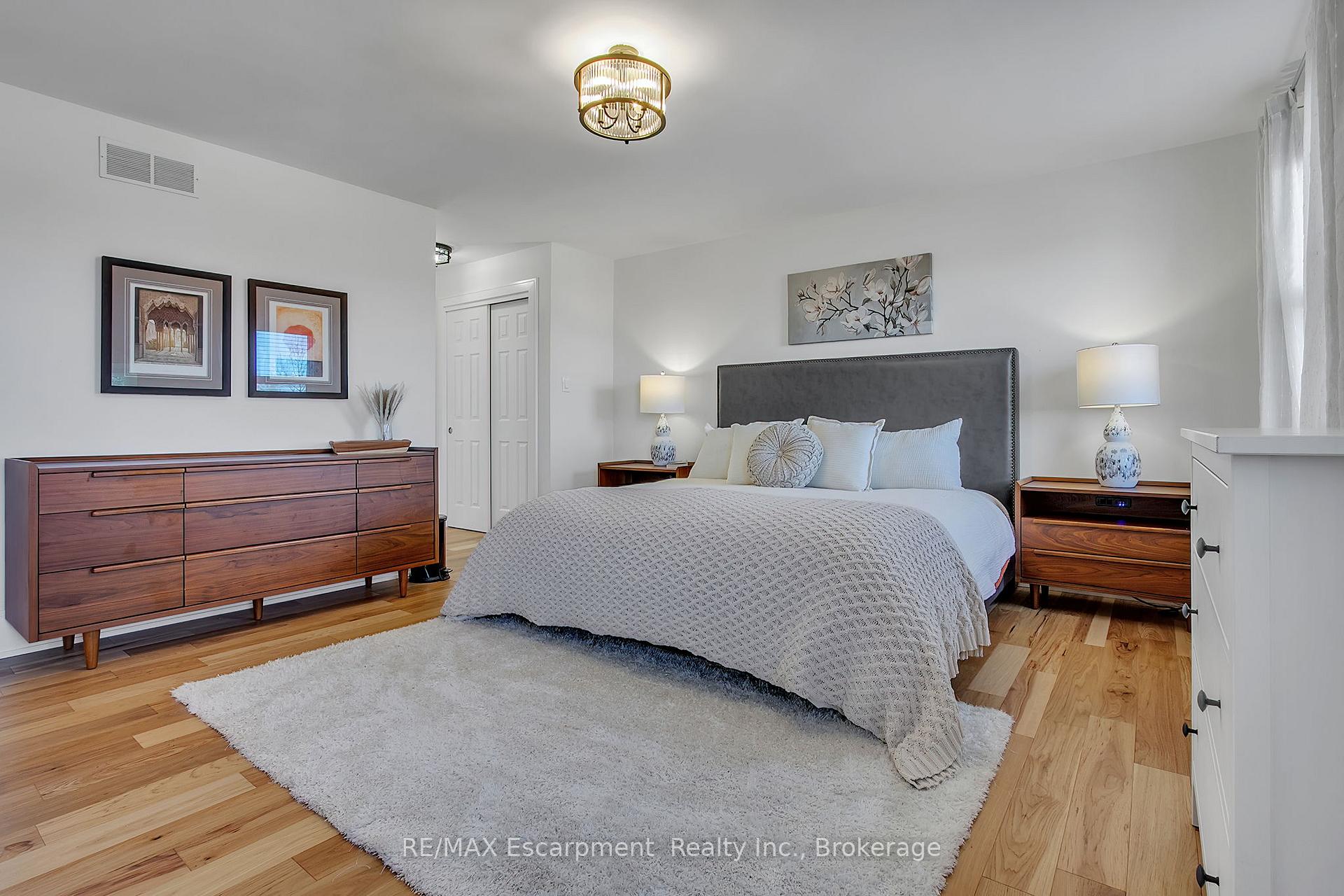 Photo 27 of 171 Bluebell Crescent, Hamilton, Ancaster — HOMEH