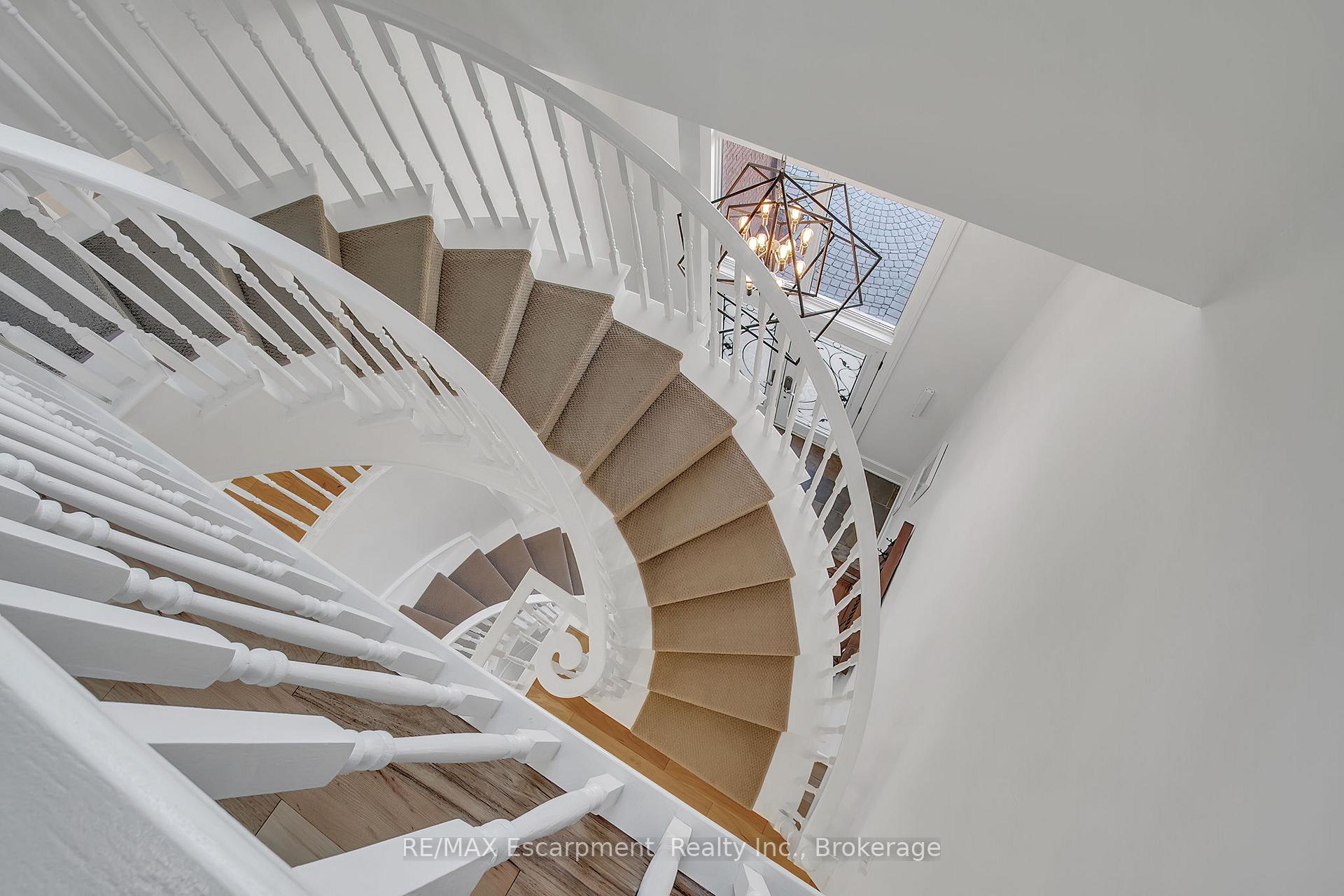 Photo 36 of 171 Bluebell Crescent, Hamilton, Ancaster — HOMEH