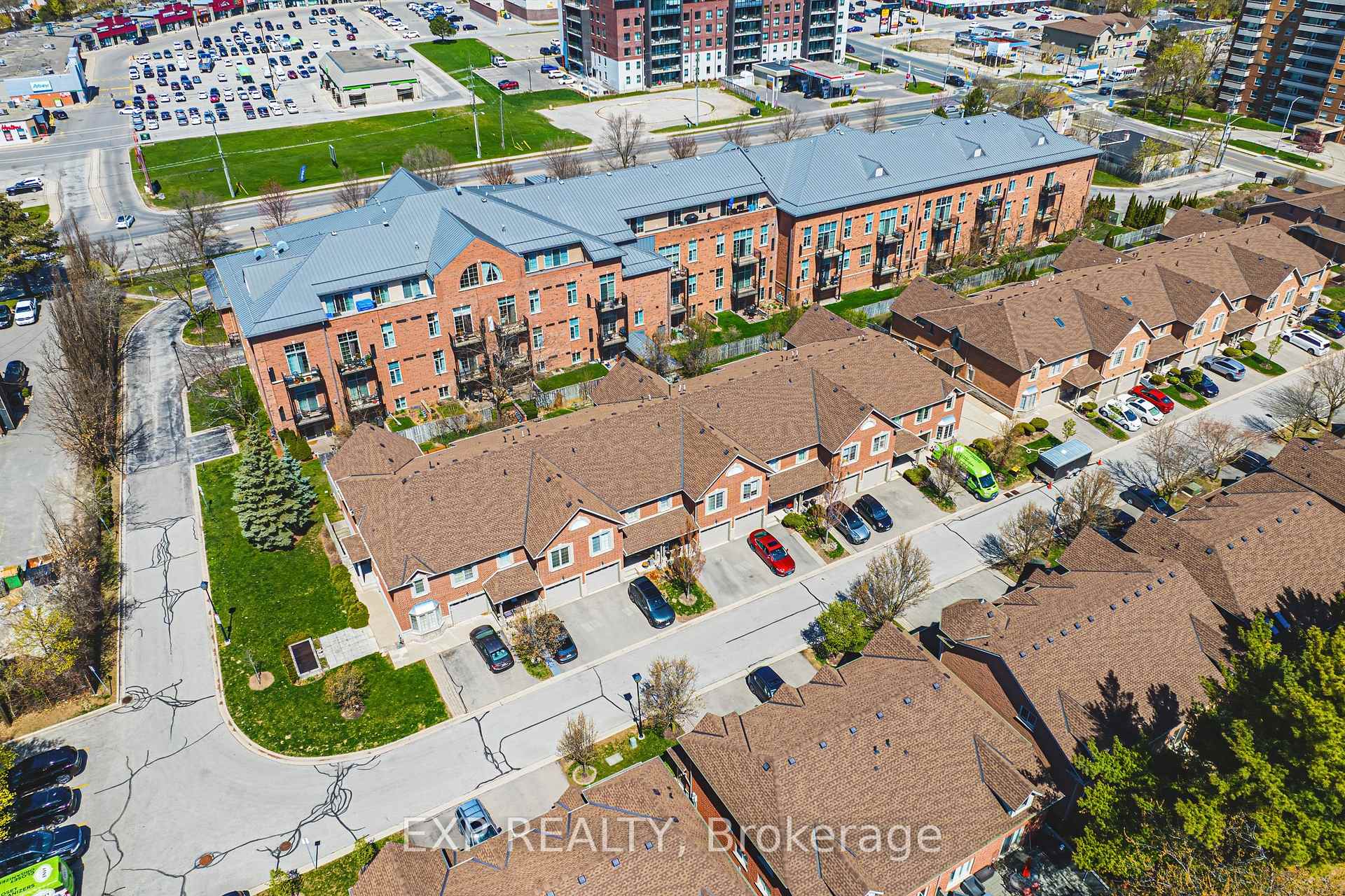 Photo 2 of Unit 15, 25 Hamilton Street, Hamilton, Waterdown — HOMEH