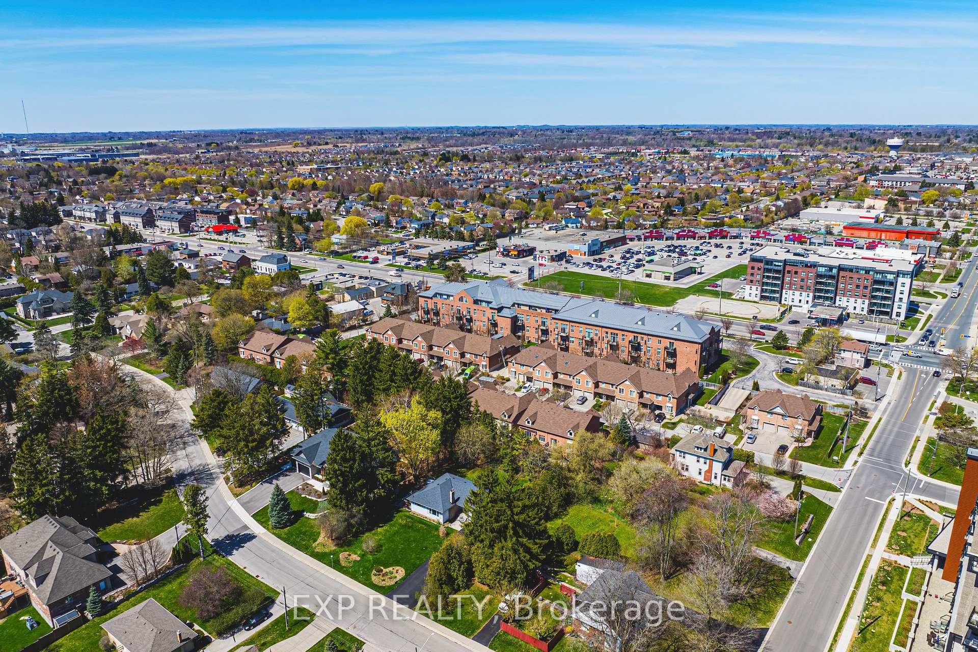 Photo 3 of Unit 15, 25 Hamilton Street, Hamilton, Waterdown — HOMEH