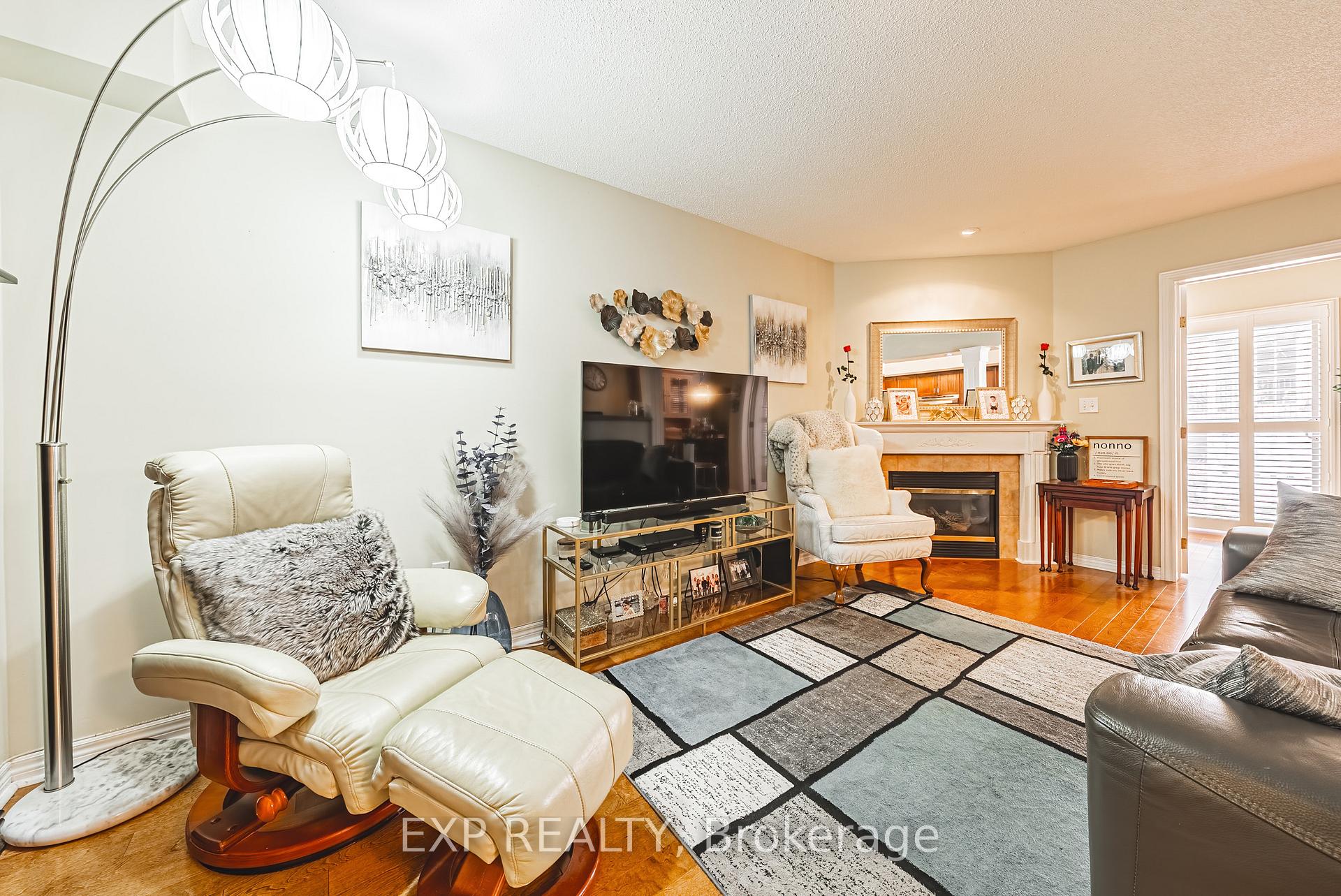 Photo 6 of Unit 15, 25 Hamilton Street, Hamilton, Waterdown — HOMEH