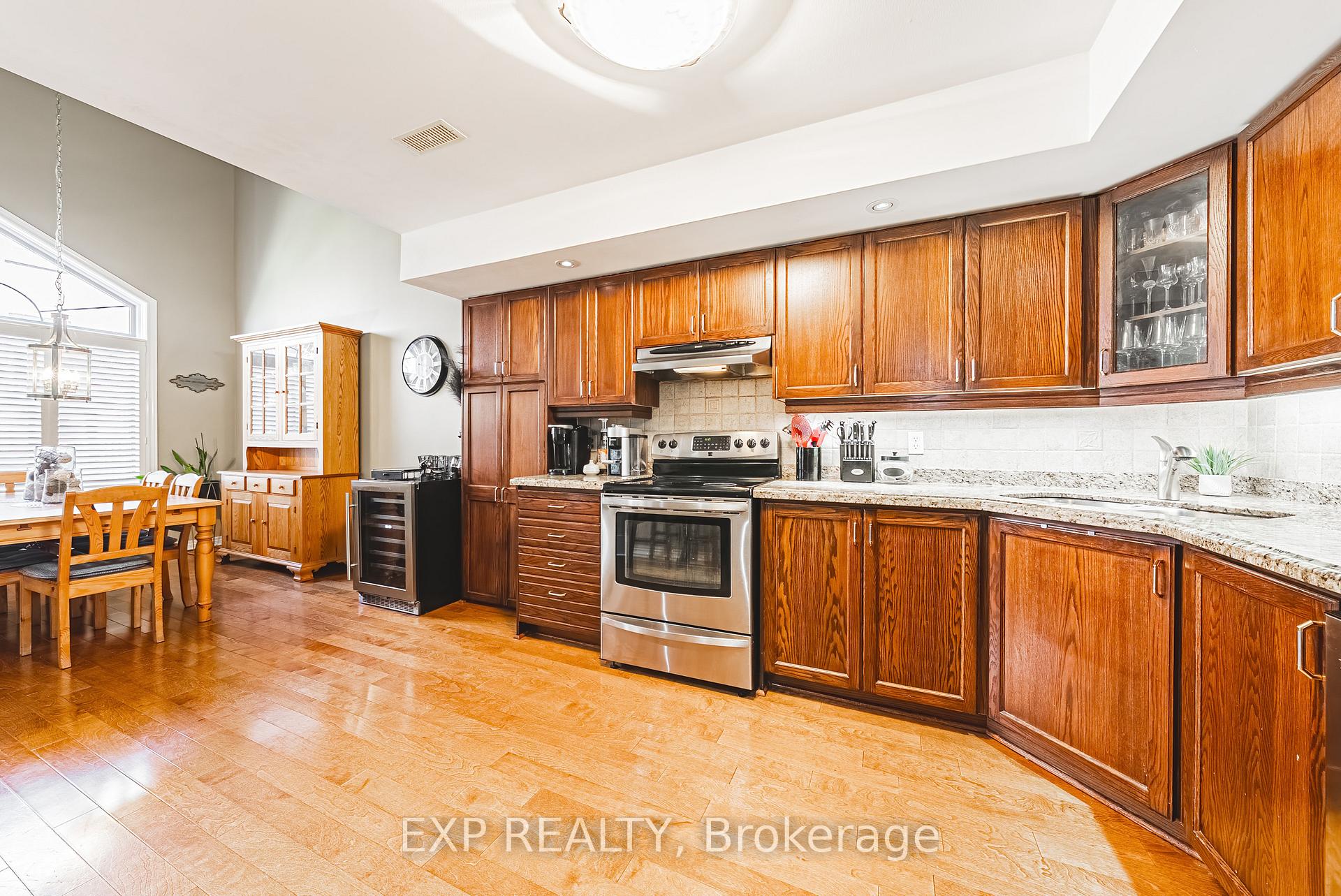 Photo 14 of Unit 15, 25 Hamilton Street, Hamilton, Waterdown — HOMEH