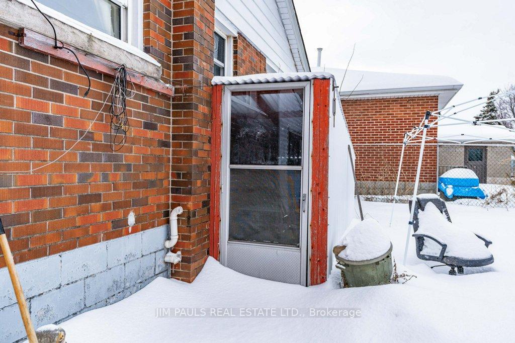 Photo 5 of 969 Mohawk Road E, Hamilton, Huntington — HOMEH