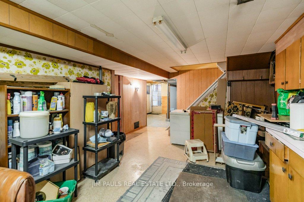 Photo 16 of 969 Mohawk Road E, Hamilton, Huntington — HOMEH