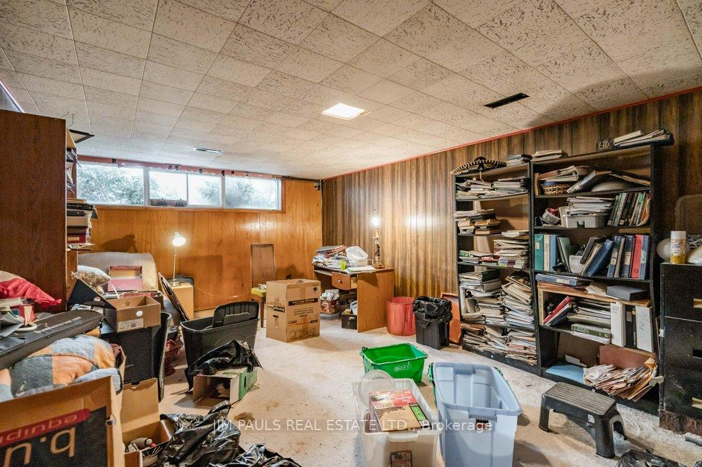 Photo 17 of 969 Mohawk Road E, Hamilton, Huntington — HOMEH