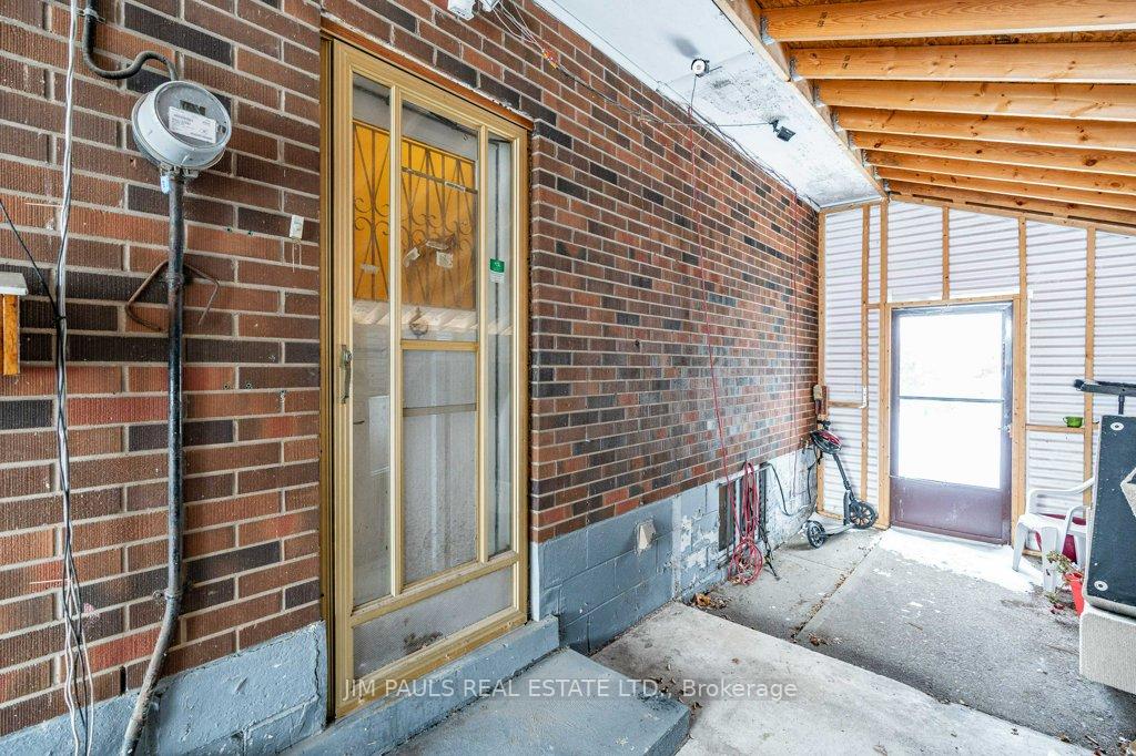 Photo 20 of 969 Mohawk Road E, Hamilton, Huntington — HOMEH