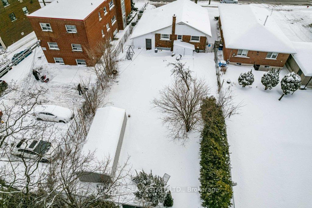 Photo 23 of 969 Mohawk Road E, Hamilton, Huntington — HOMEH