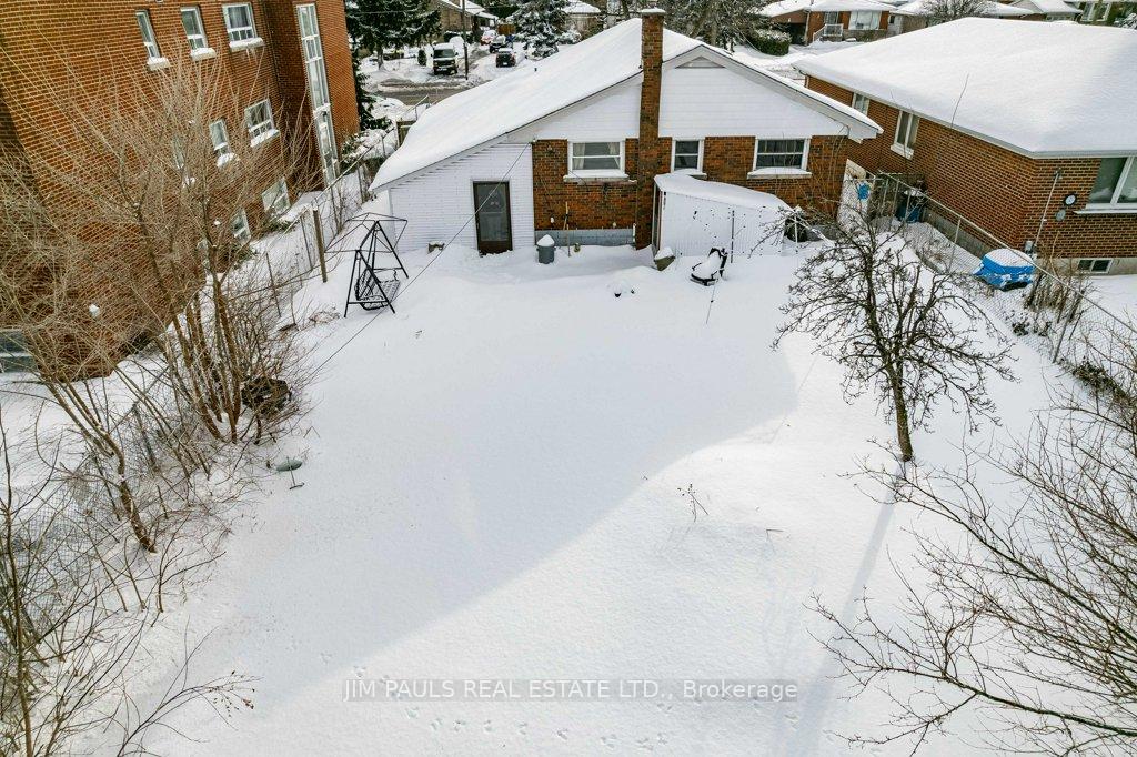Photo 24 of 969 Mohawk Road E, Hamilton, Huntington — HOMEH