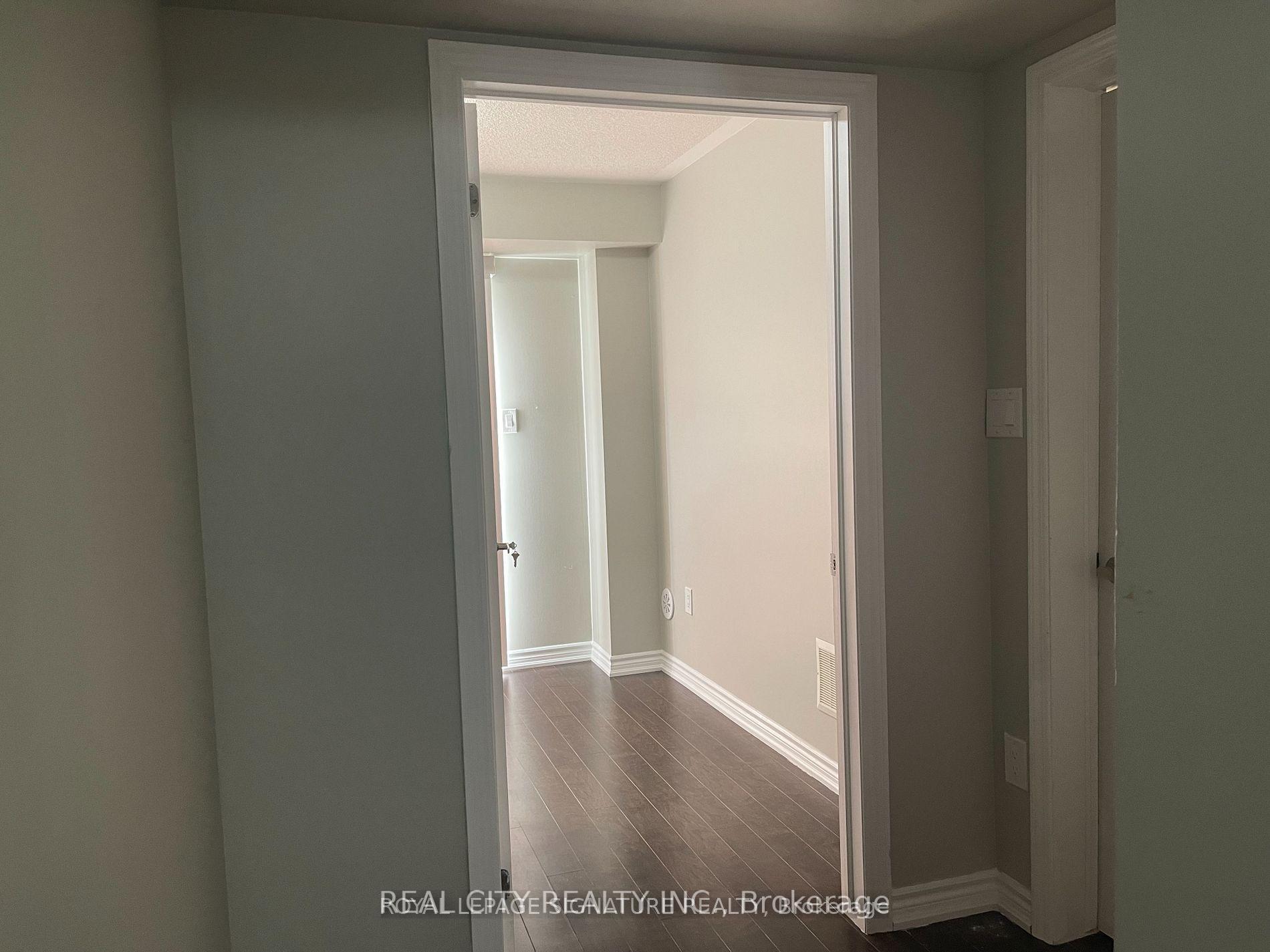 Photo 4 of 38 Stewardship Road, Brampton, Northwest Brampton — HOMEH