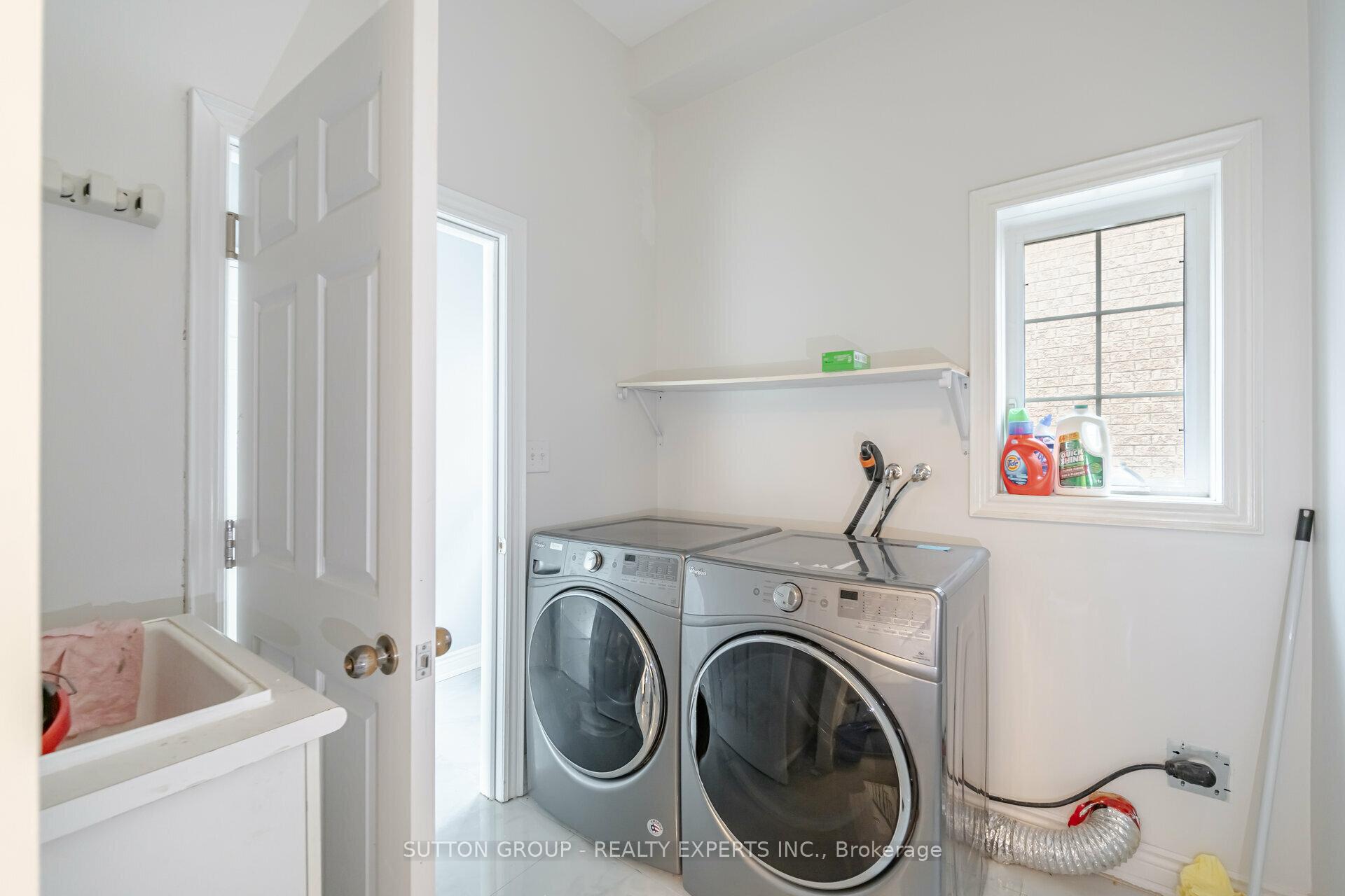 Photo 10 of 8 Decorso Drive, Brampton, Bram East — HOMEH