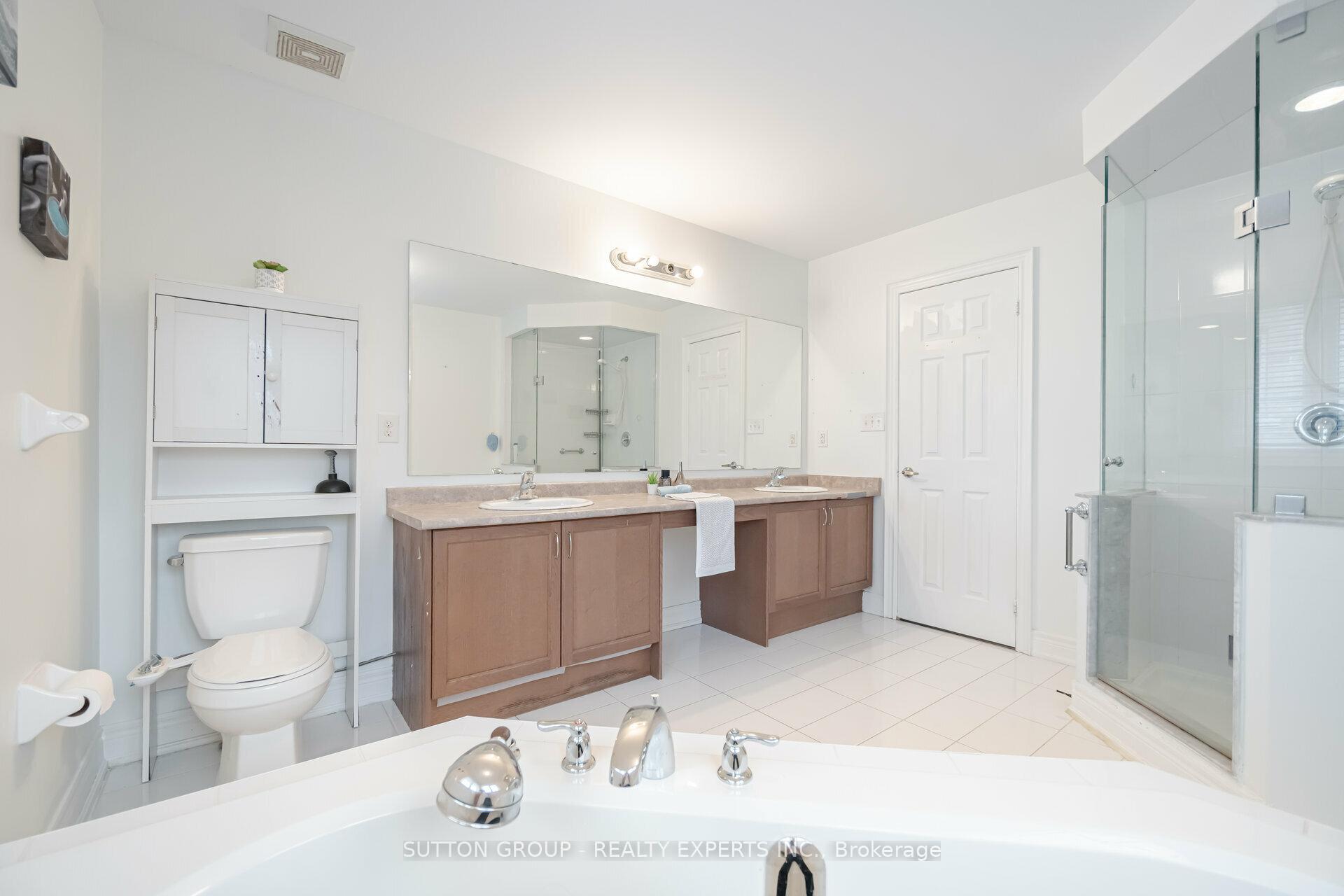 Photo 19 of 8 Decorso Drive, Brampton, Bram East — HOMEH