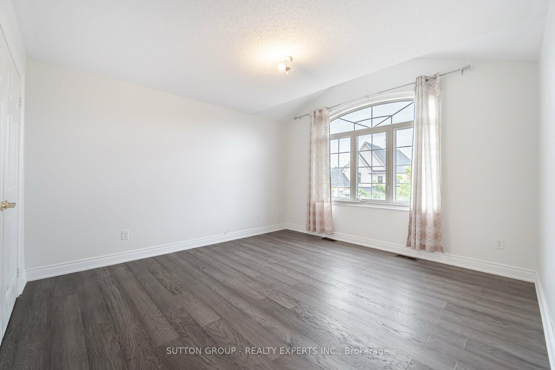 Photo 21 of 8 Decorso Drive, Brampton, Bram East — HOMEH