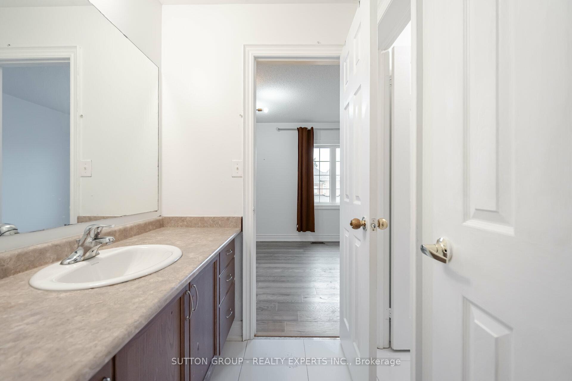 Photo 29 of 8 Decorso Drive, Brampton, Bram East — HOMEH