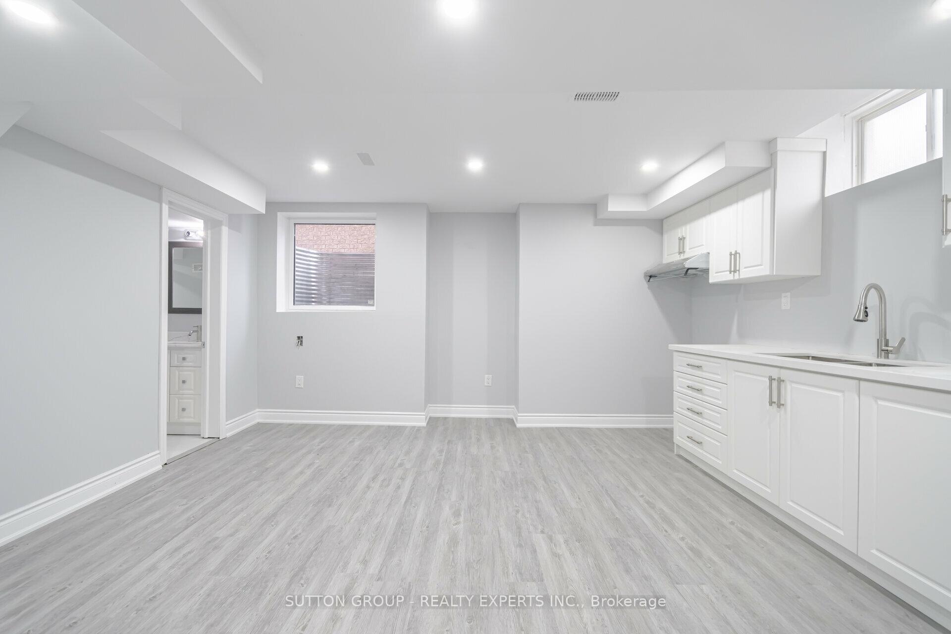 Photo 37 of 8 Decorso Drive, Brampton, Bram East — HOMEH