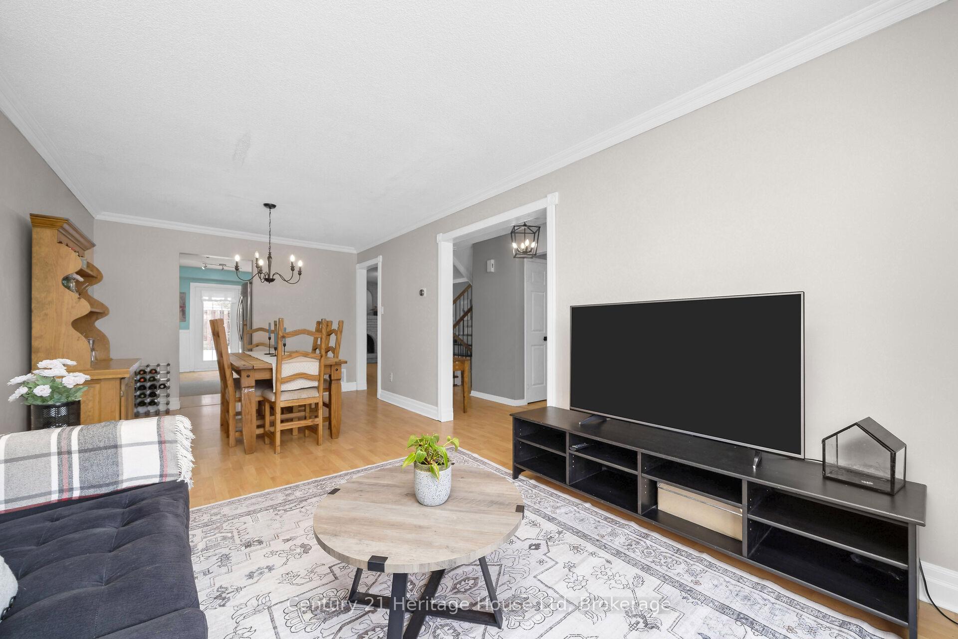Photo 8 of 41 Royal Palm Drive, Brampton, Heart Lake East — HOMEH
