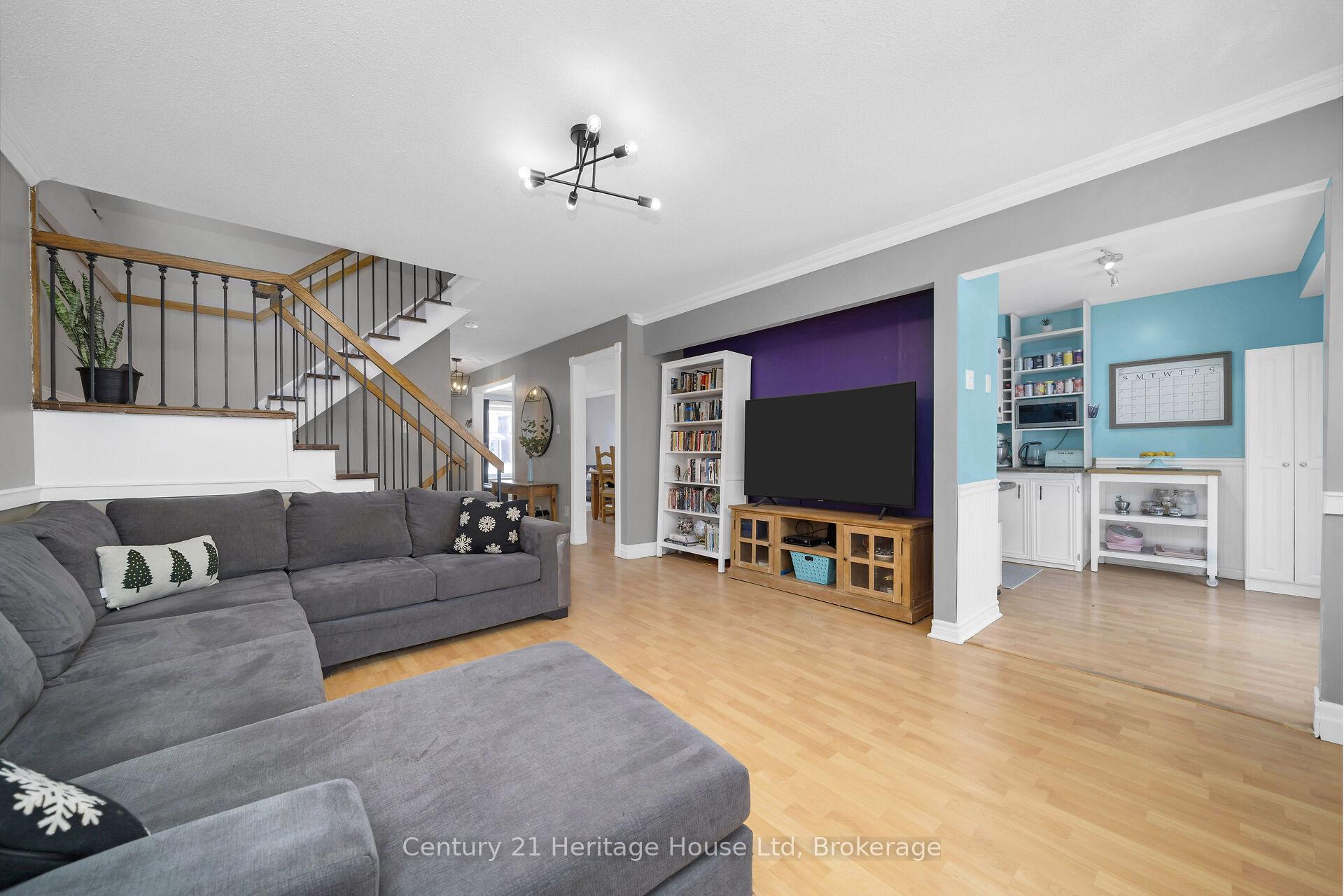 Photo 13 of 41 Royal Palm Drive, Brampton, Heart Lake East — HOMEH