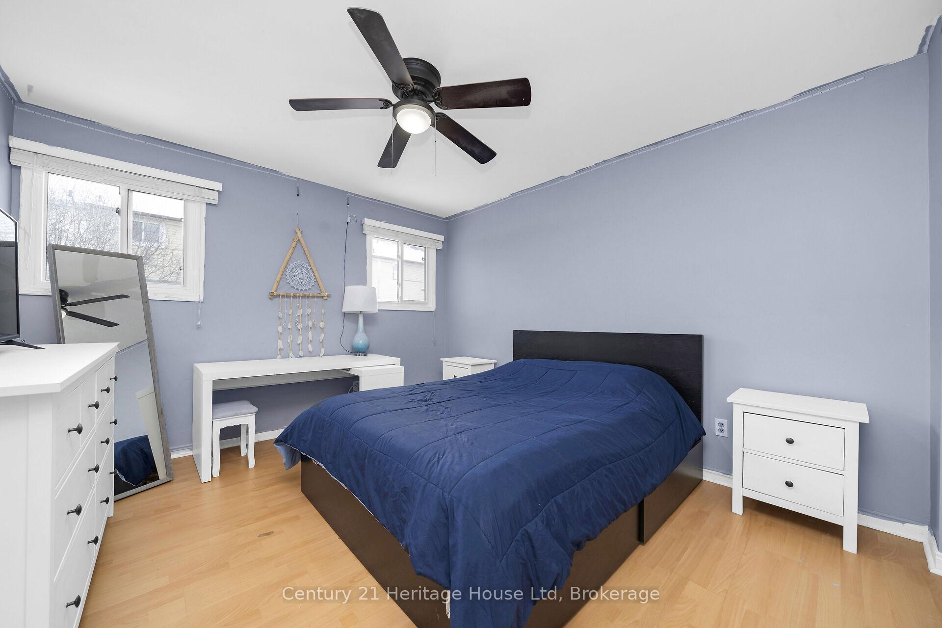 Photo 22 of 41 Royal Palm Drive, Brampton, Heart Lake East — HOMEH